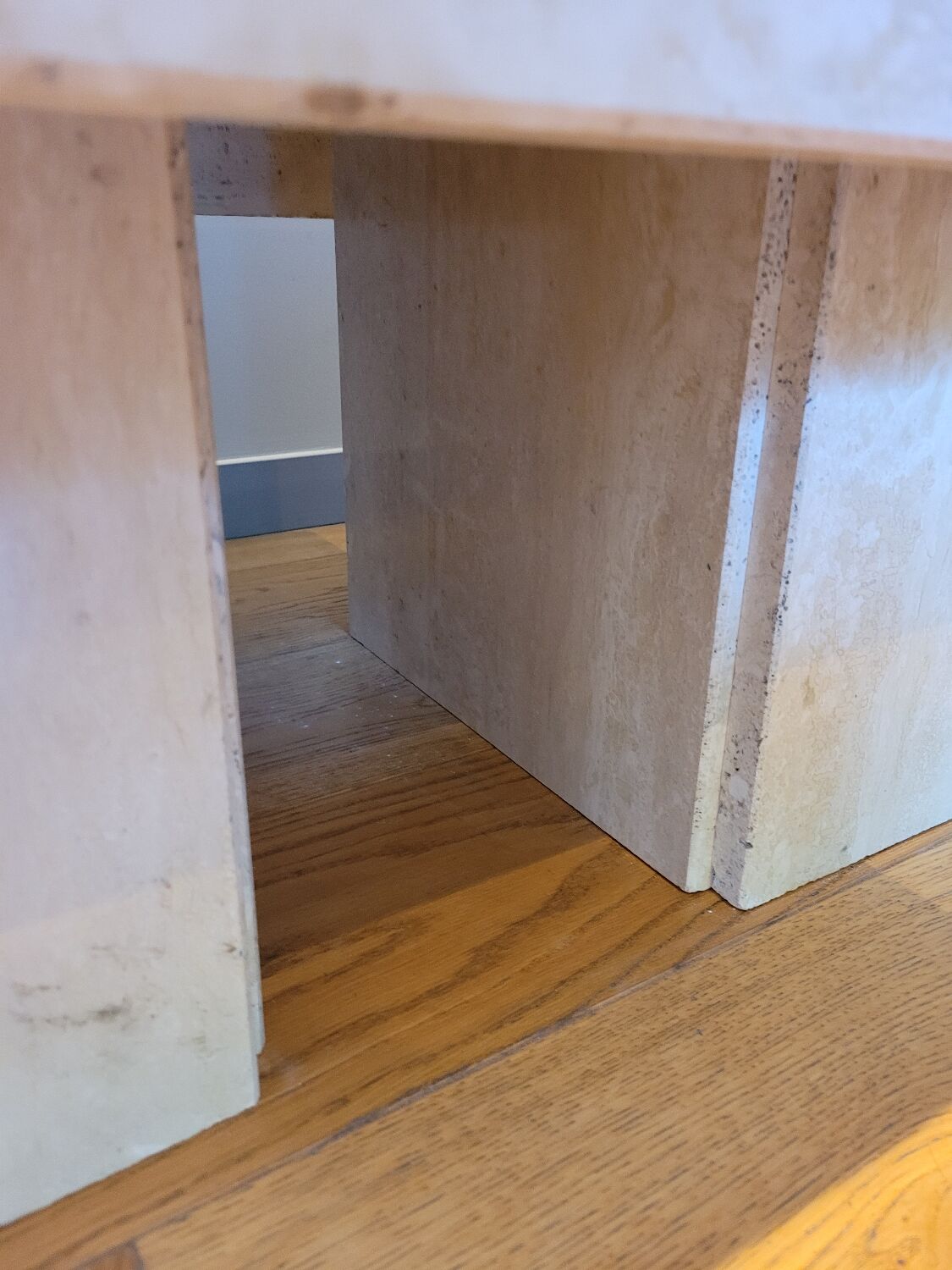 Table basse en travertin