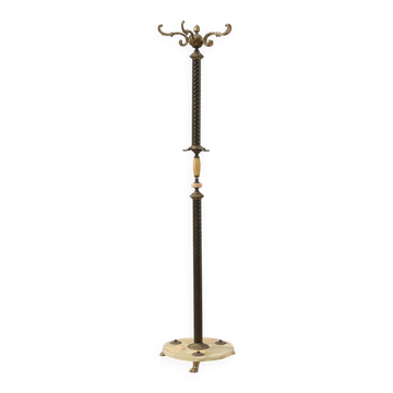 Porte-manteau en cuivre et marbre onyx de style Napoléon III, France, début du 20e siècle.
