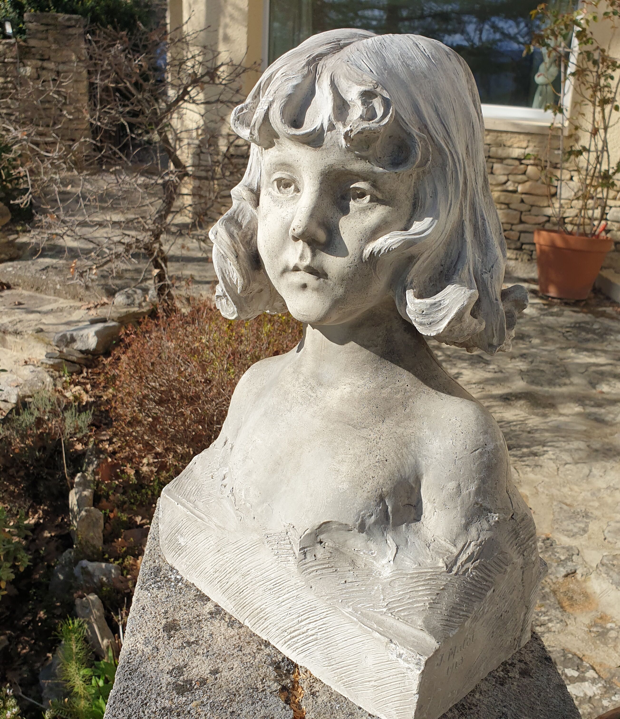 Bust Child in Platre