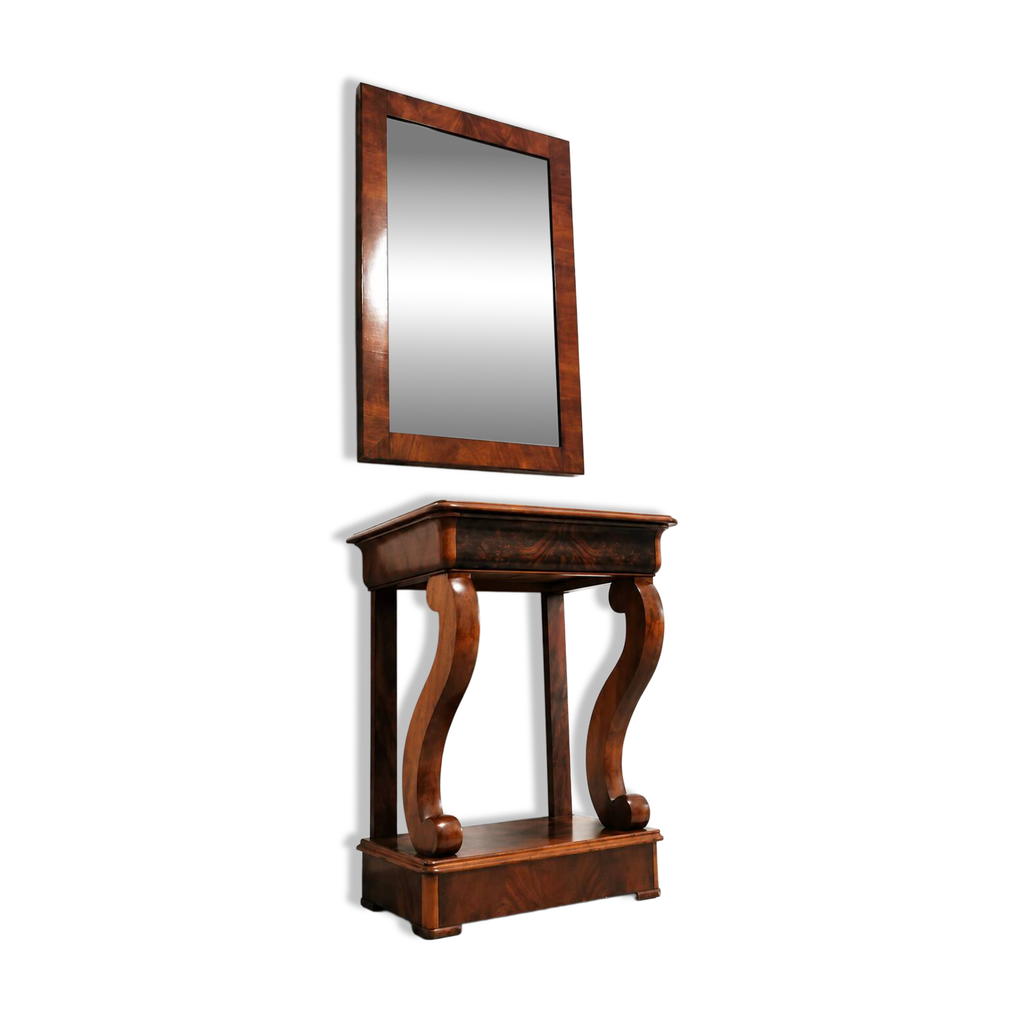 Museum mirror with console in Empire style, built around 1800.