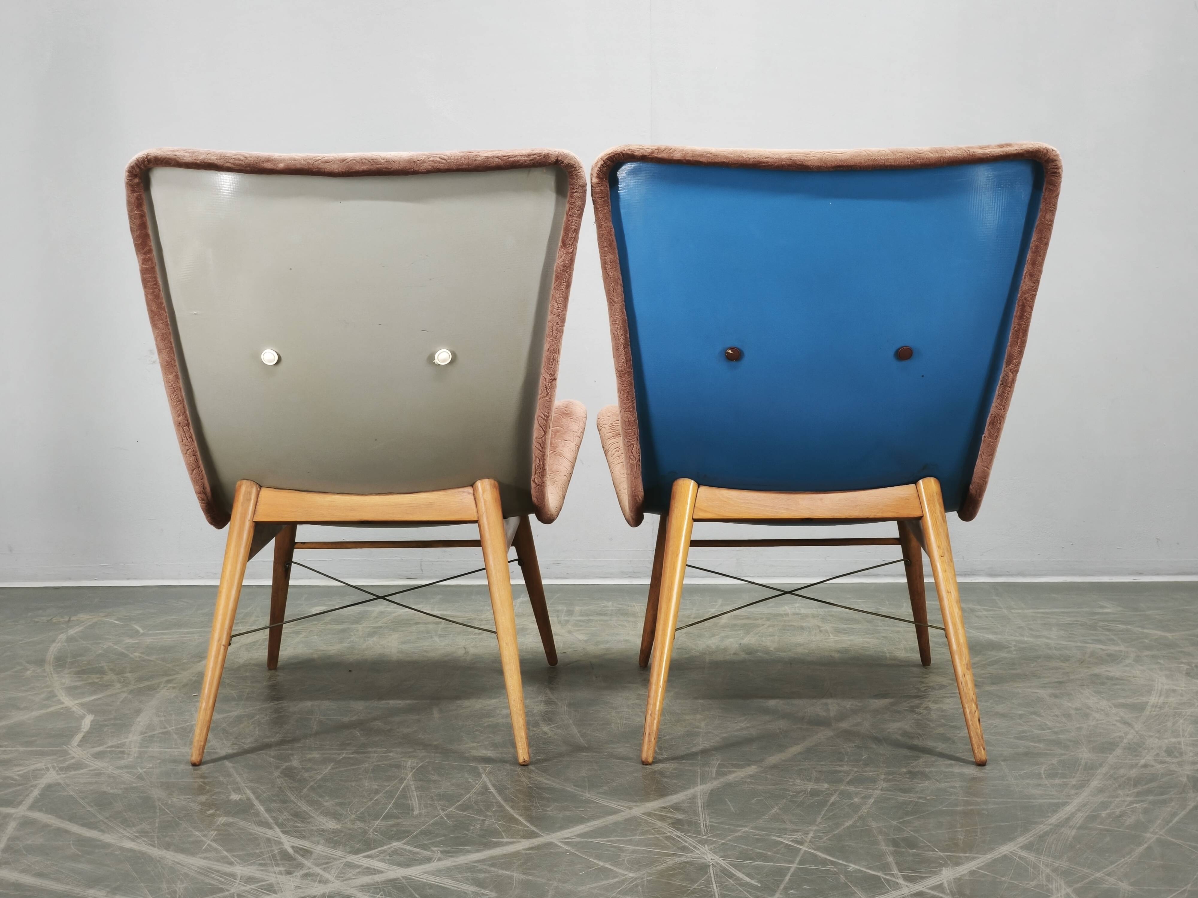 Pair of Miroslav Navrátil Shell Lounge Chairs, Czechoslovakia 1960s