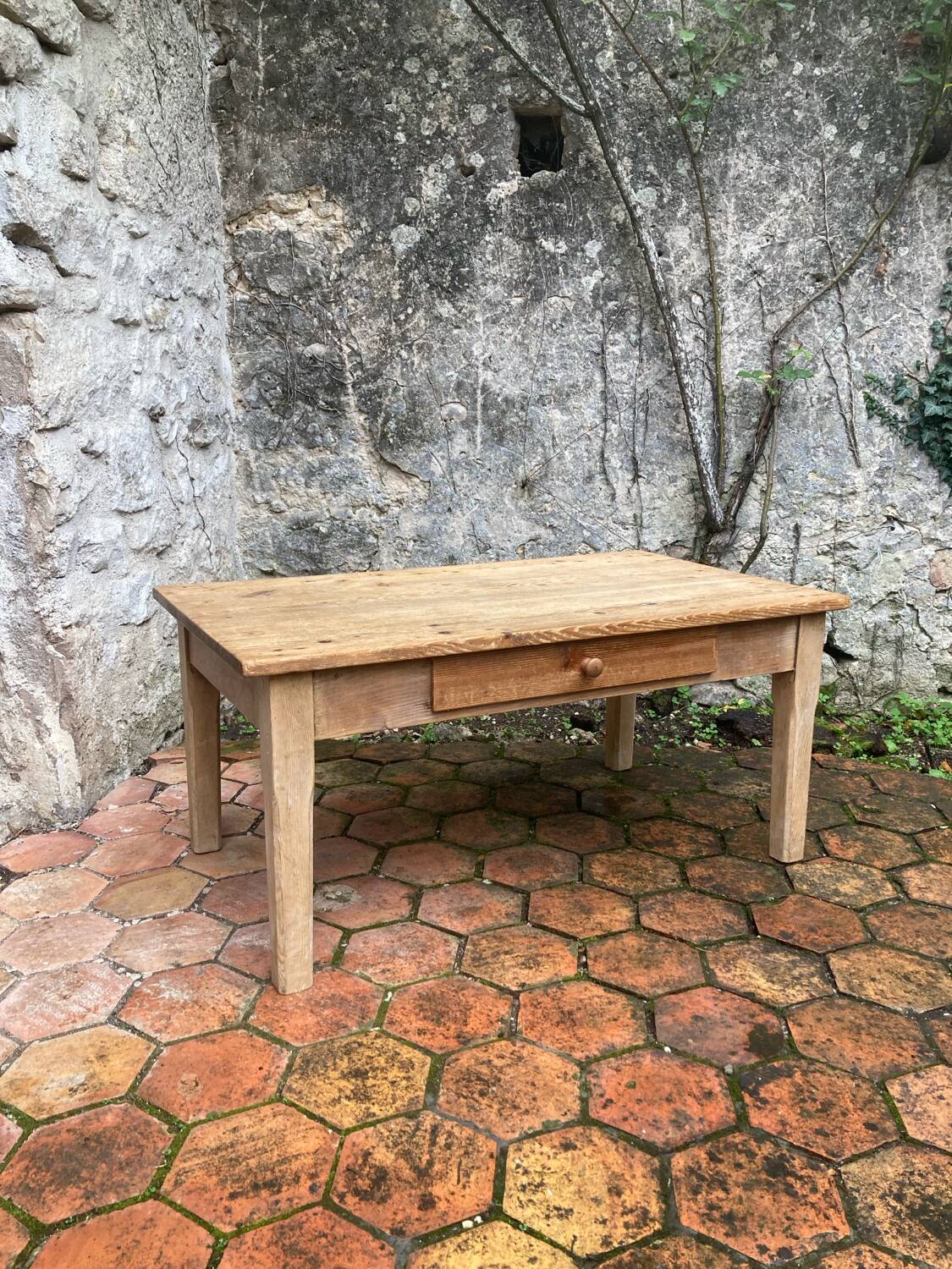 Vintage farmhouse coffee table