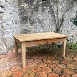 Vintage farmhouse coffee table