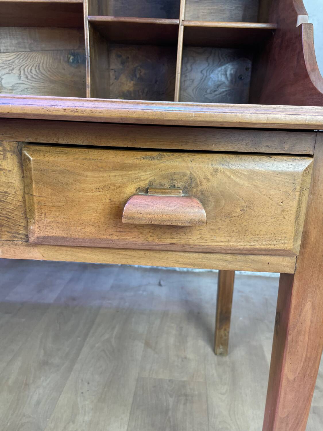 Bureau en noyer