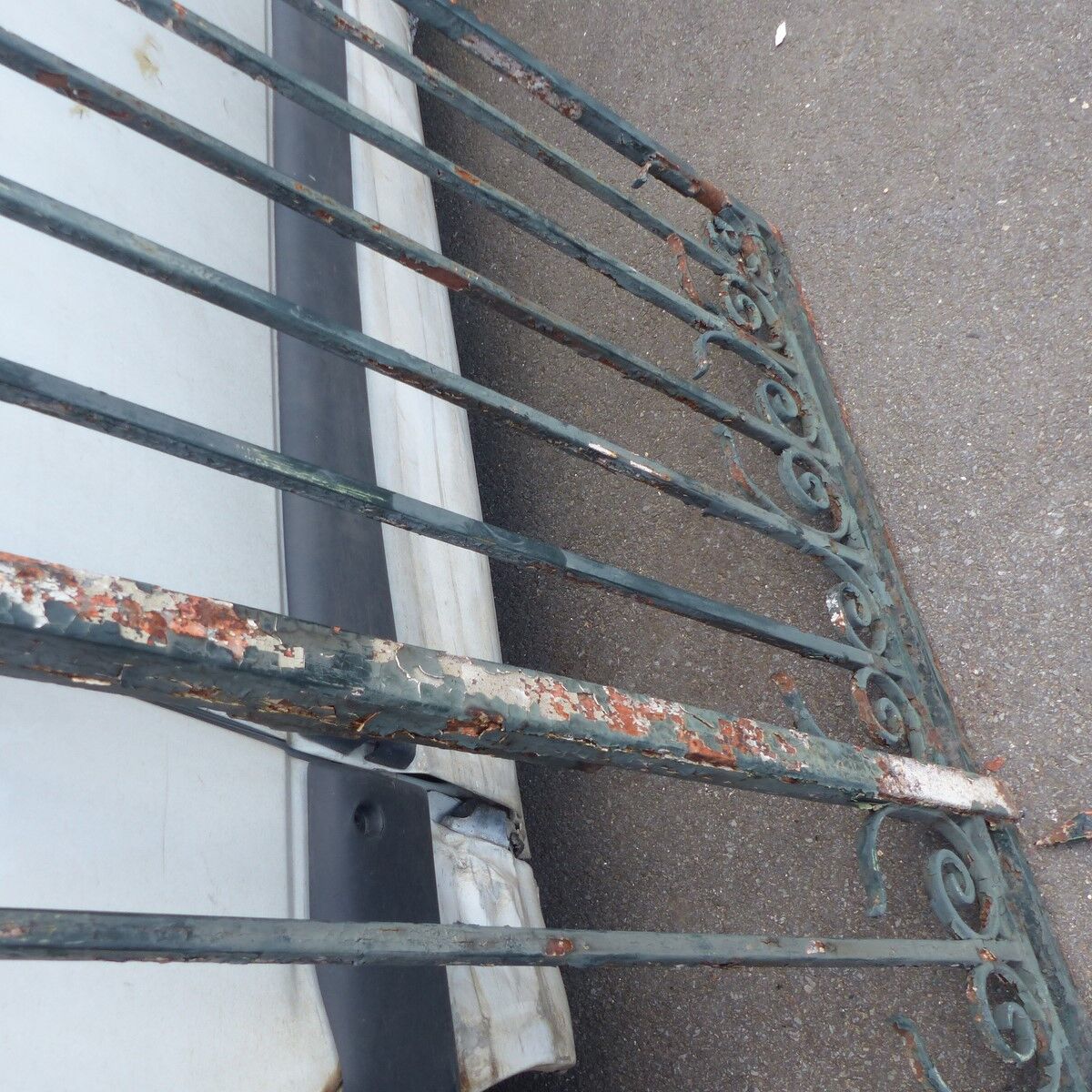 Old gate gate 2 wrought iron beating Sun L 176 cm x H 137 cm