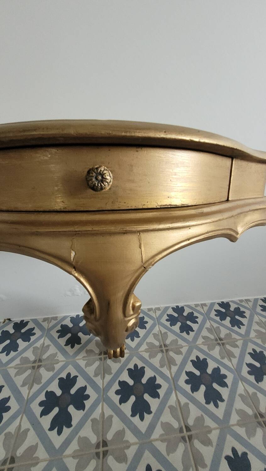 Console in gilded wood