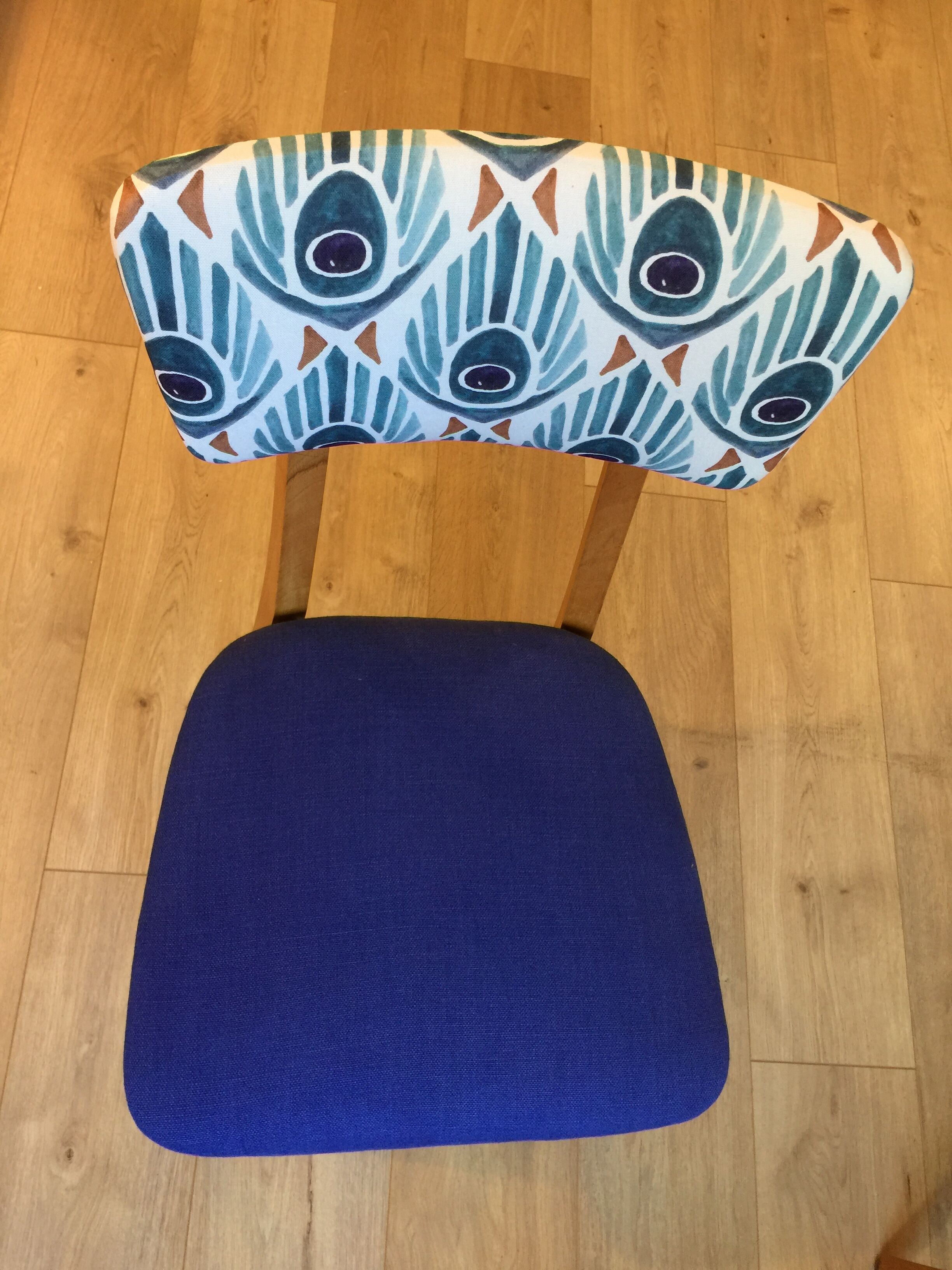 Suite of 4 refurbished Bauman chairs