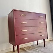 Vintage chest of drawers