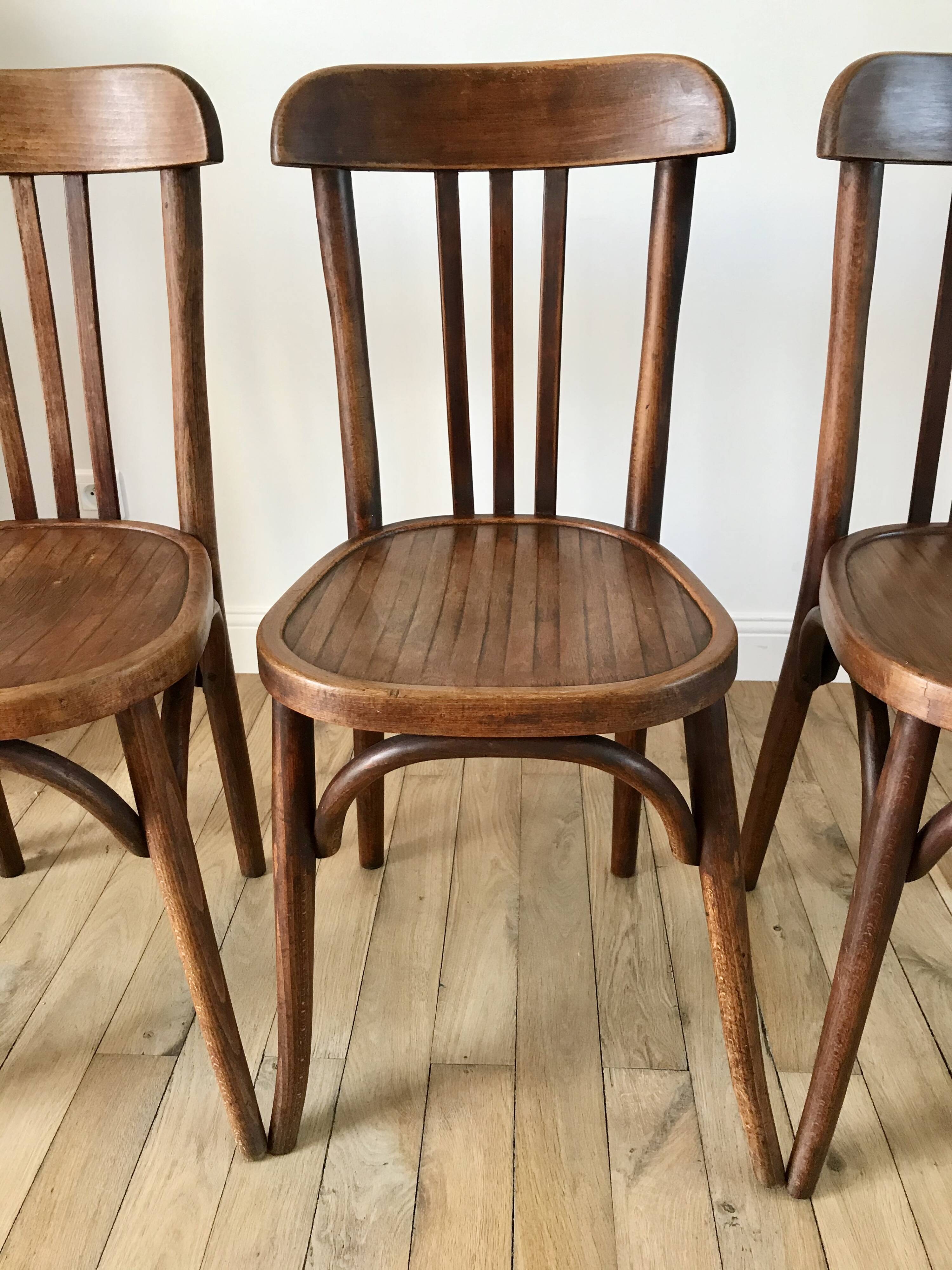 Set of 5 baumann bistro chairs in bent wood stamped xxth