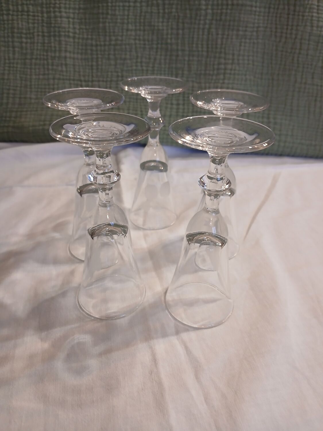 5 liqueur or brandy glasses