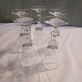 5 liqueur or brandy glasses