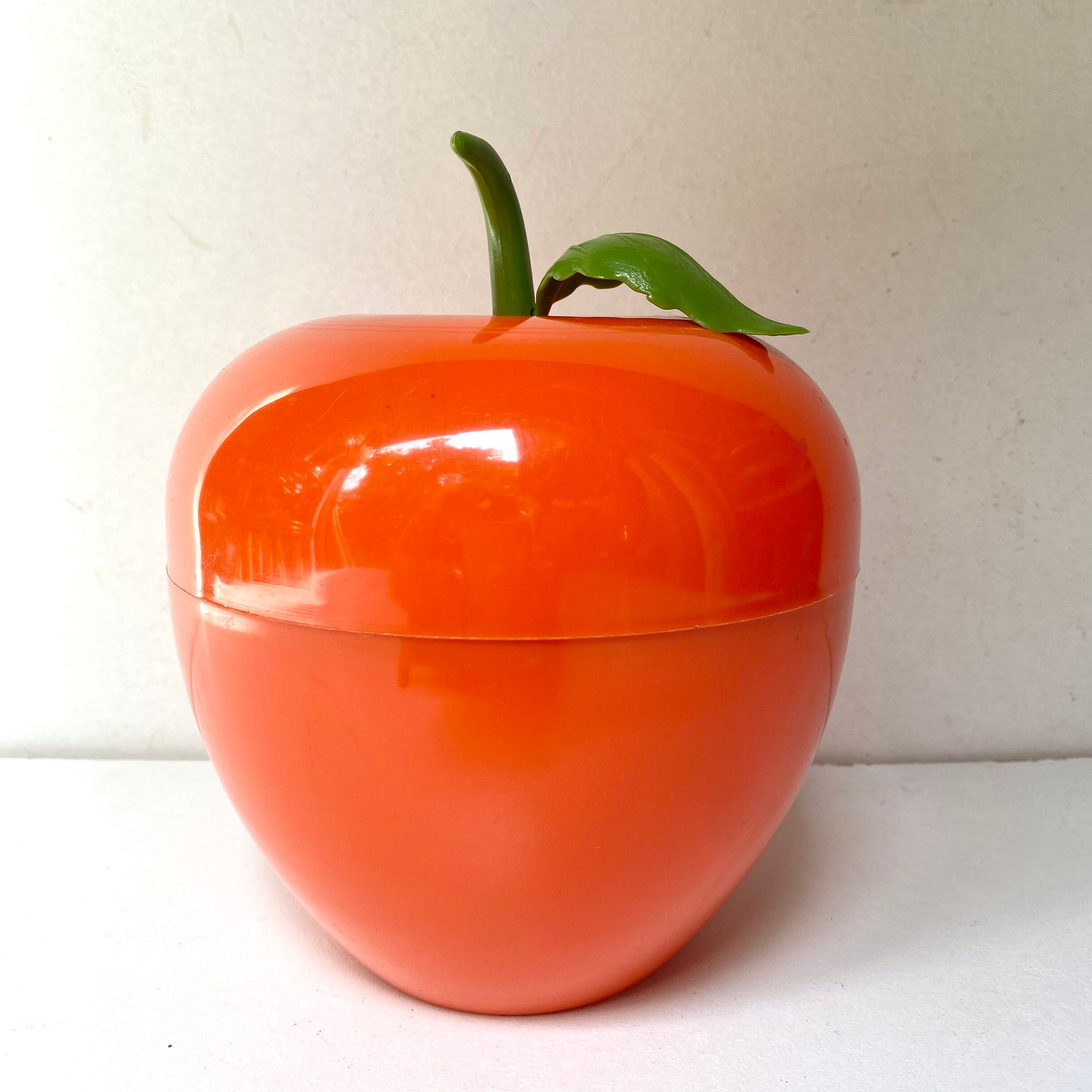 Vintage apple ice bucket SOM