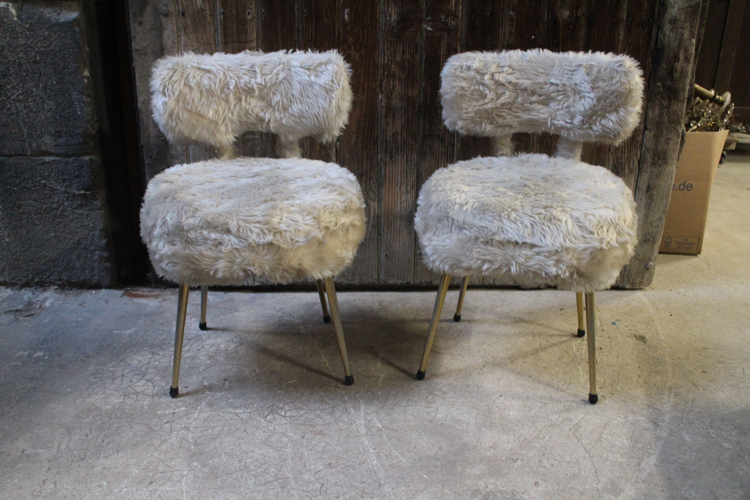 Pair of moumoute chairs