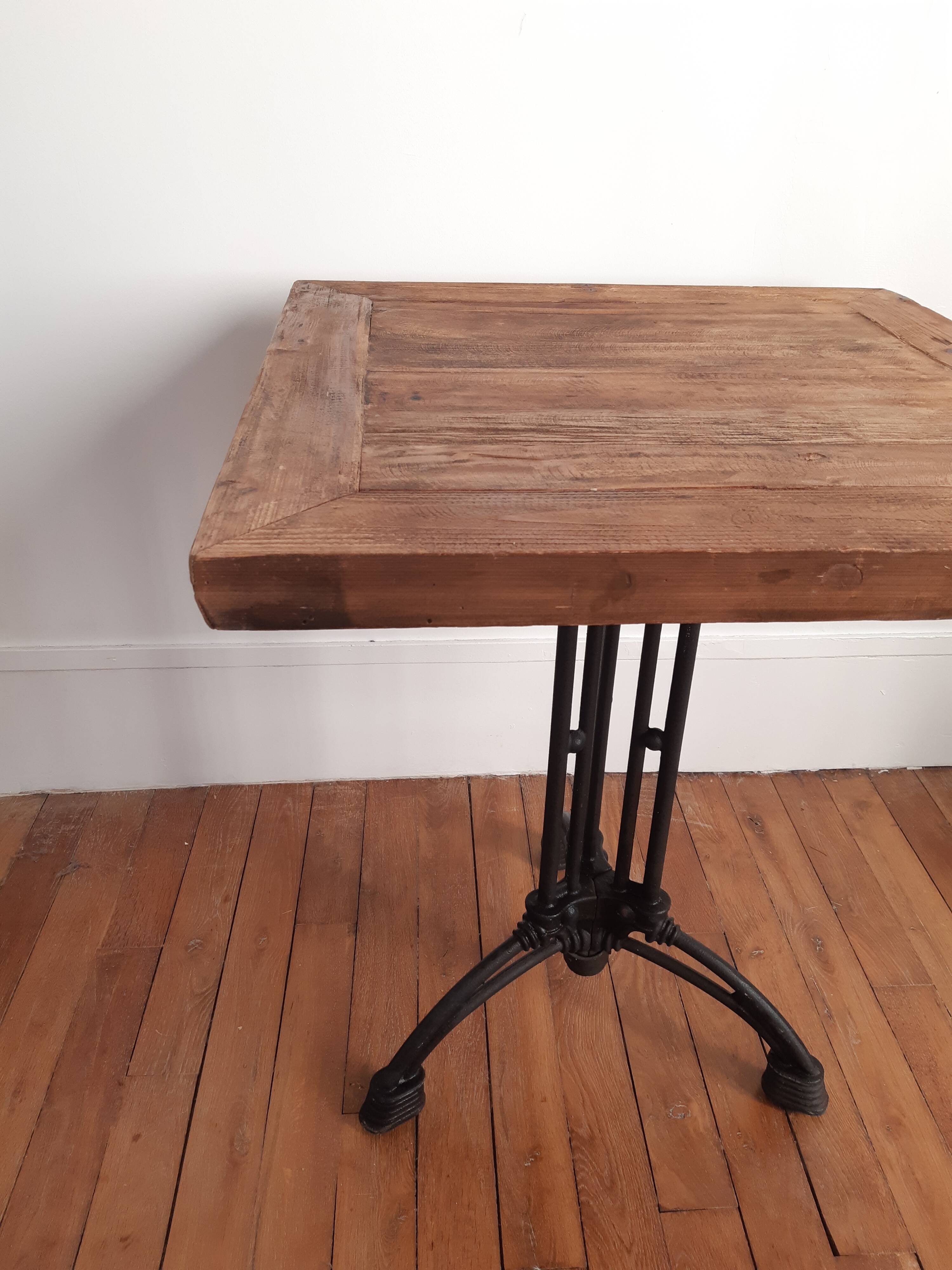 Square bistro table