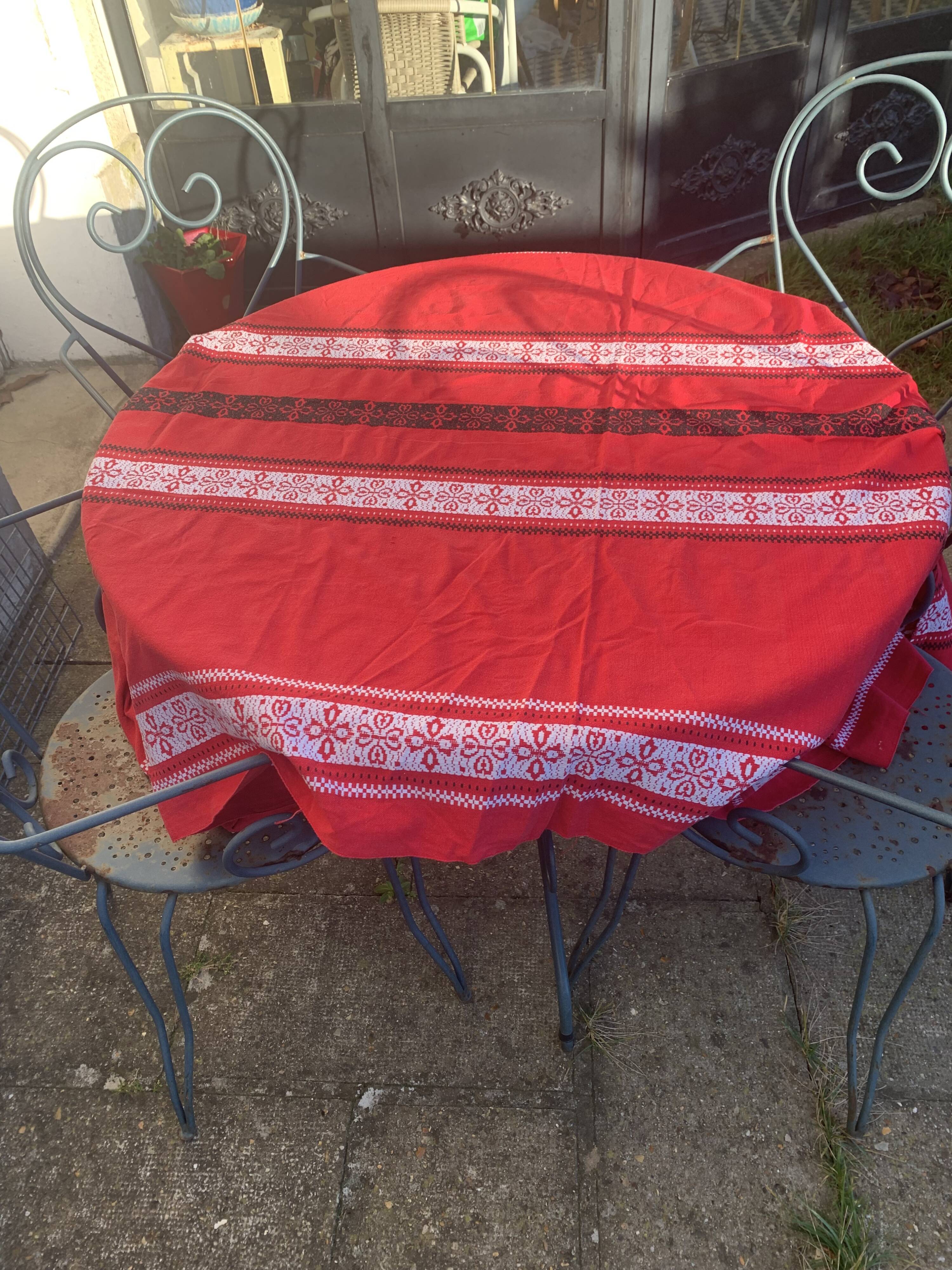 Rectangular tablecloth, Basque household linen in red cotton with black and white embroidery, vintage