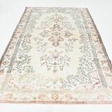 6x9 Persian Classic Cream & Black Vintage Rug, 183x287Cm