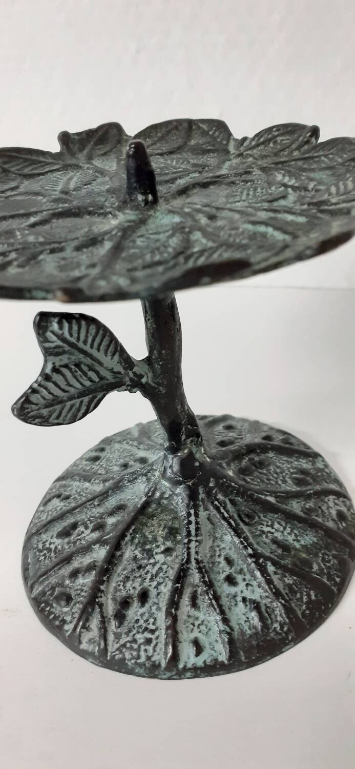 Pretty vintage bronze candle holder