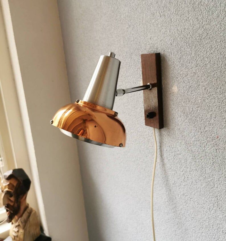 Dutch 1970s wall apply