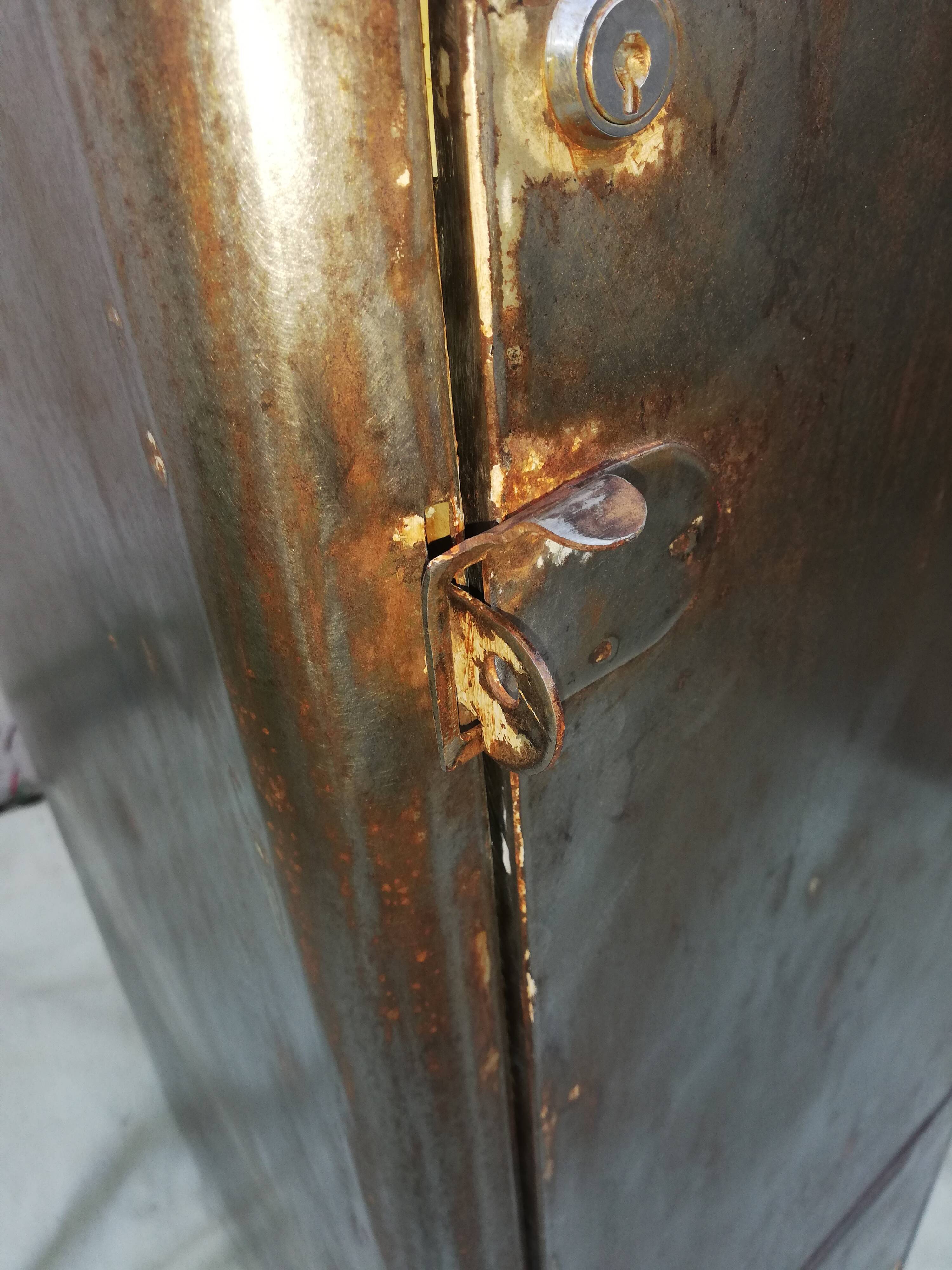 Iron factory cloakroom