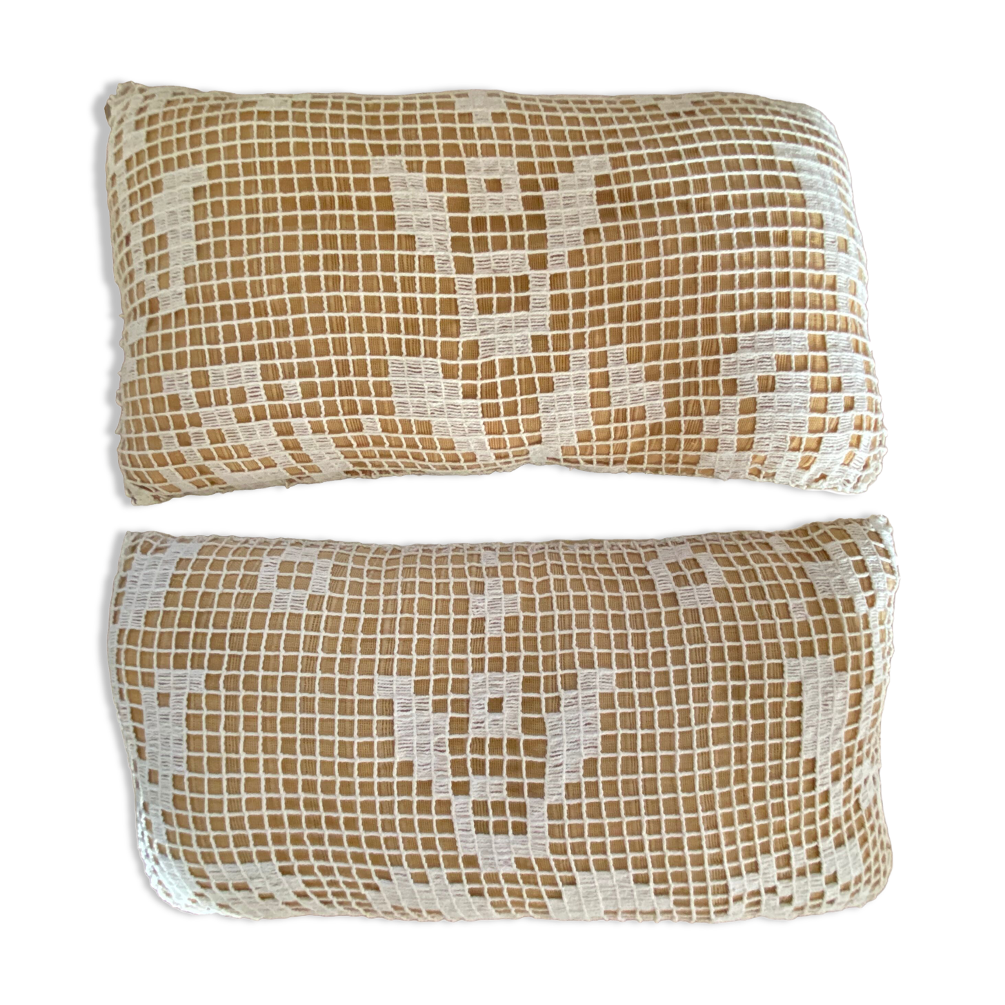 2 cushions in bohemian style