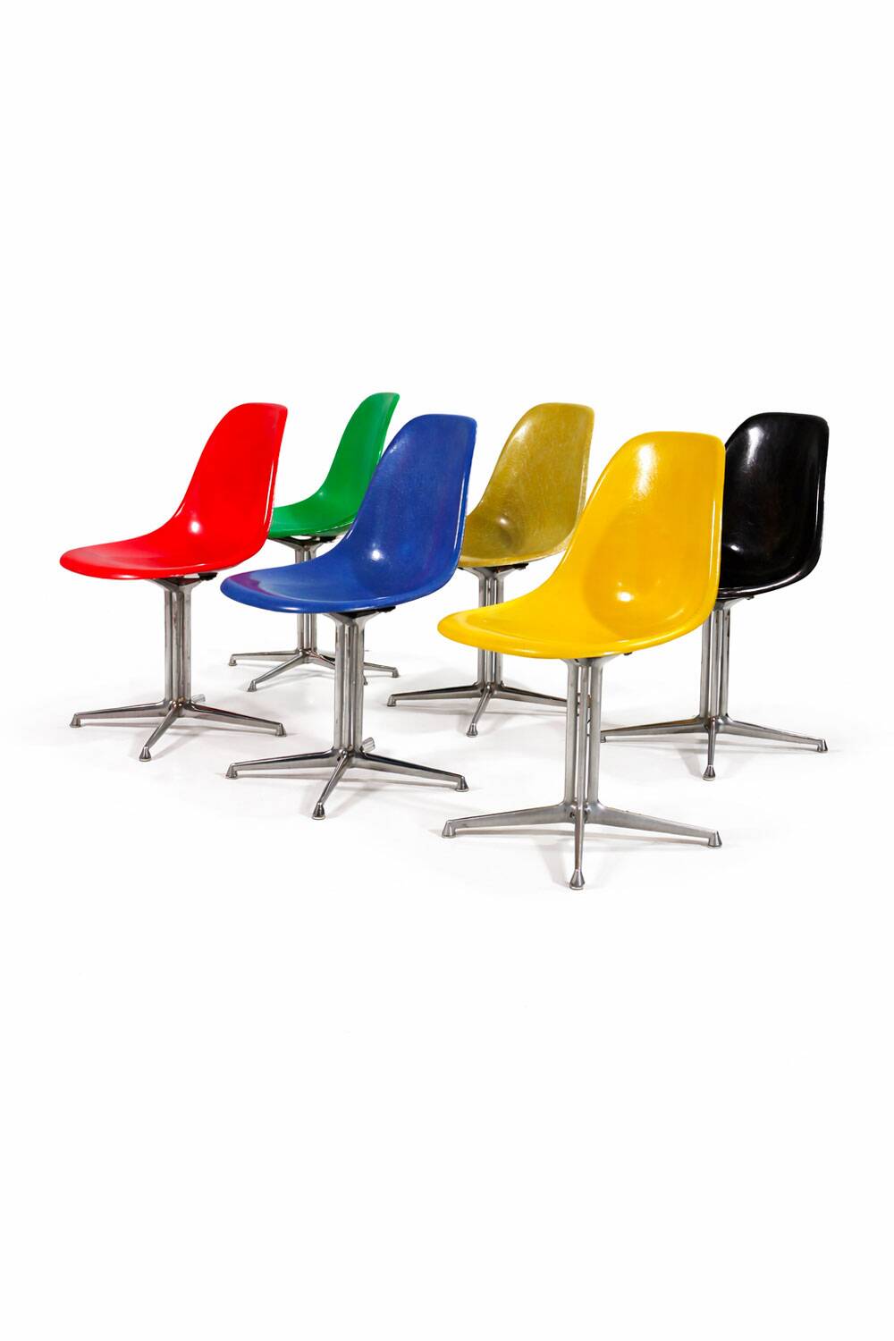 Set of 6 Charles Eames chairs