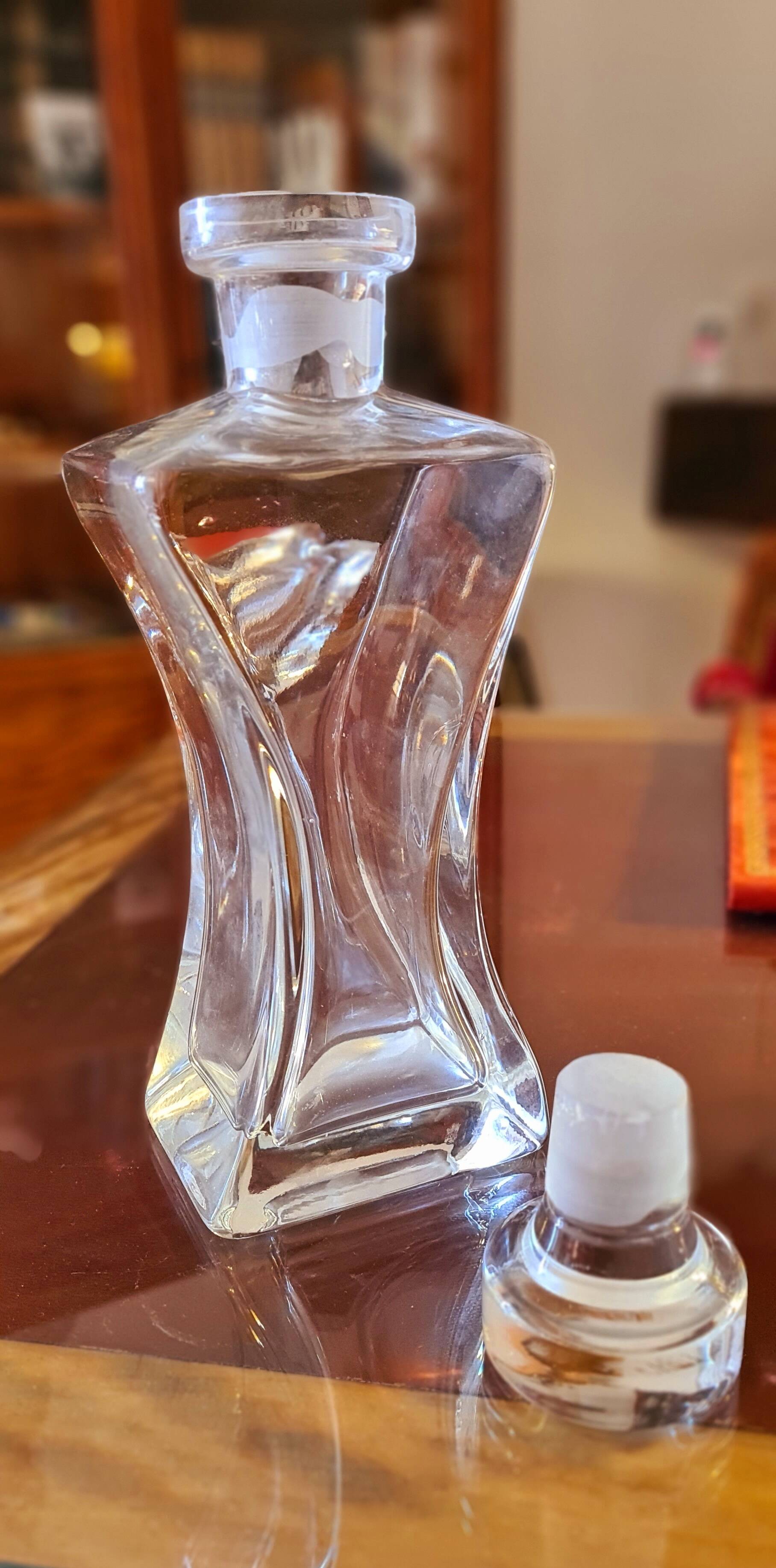 Large crystal decanter