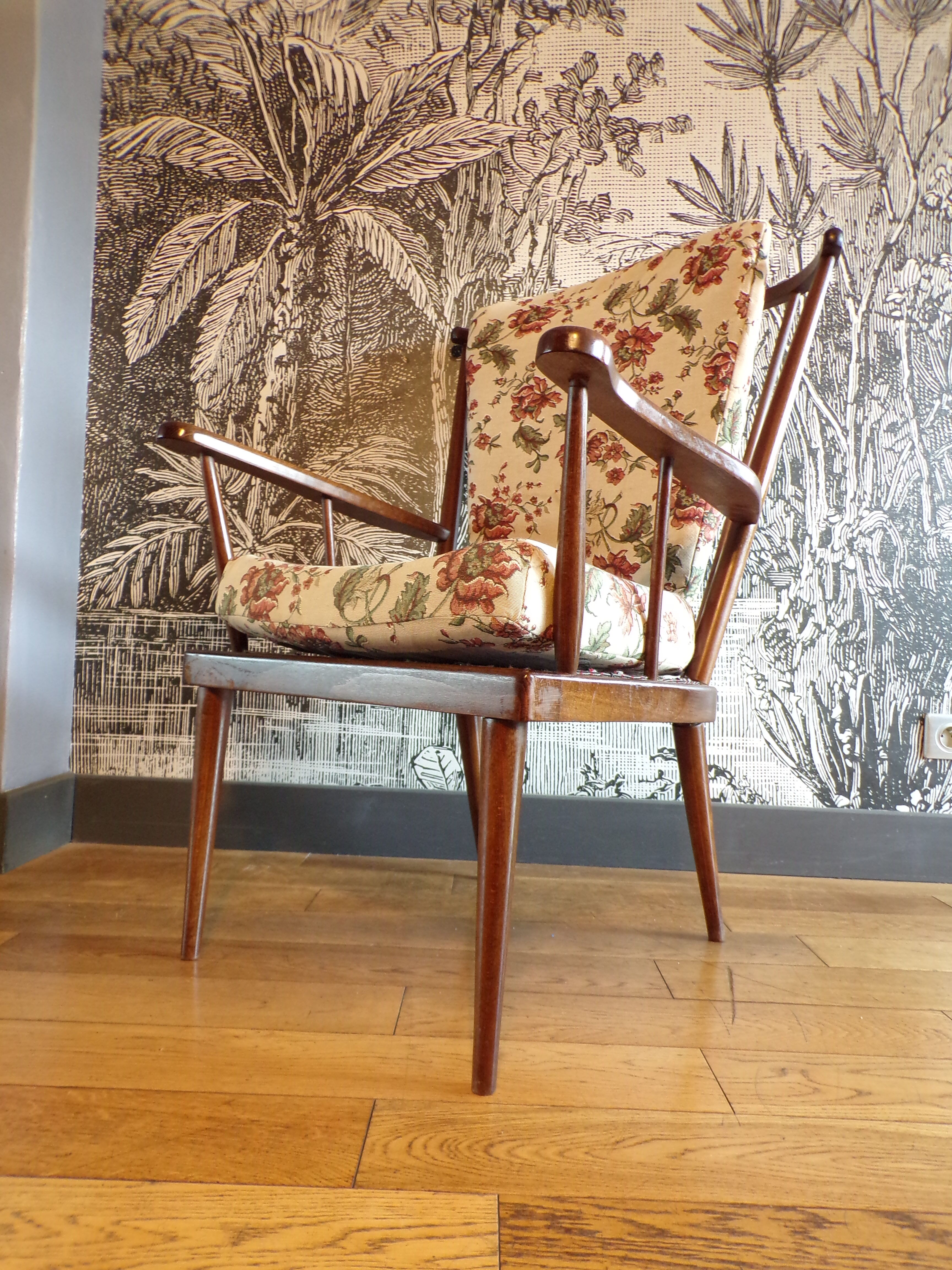 Baumann fan chair