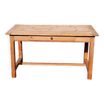 Small farmhouse table