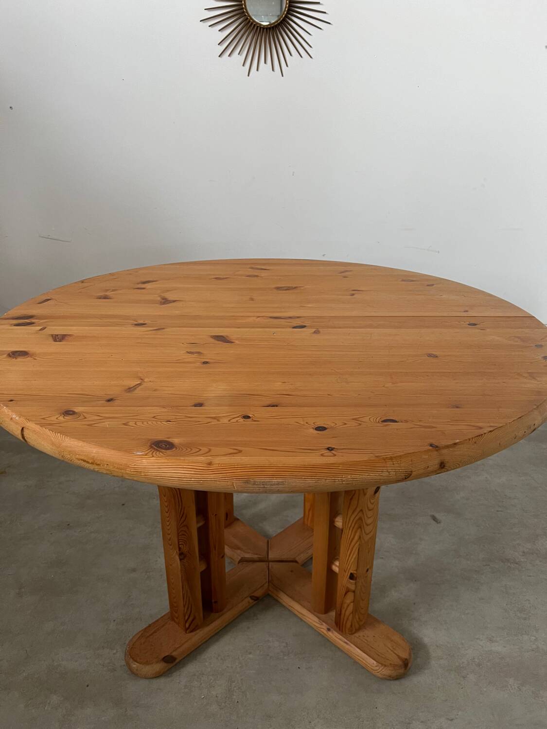 French design pine table and chair set from the 70s brutalist vintage arcs