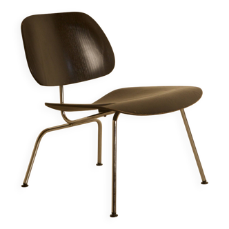 "LCM" chairs in black ash by Charles and Ray Eames for Herman Miller 60s.