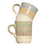 Deux mugs staffordshire
