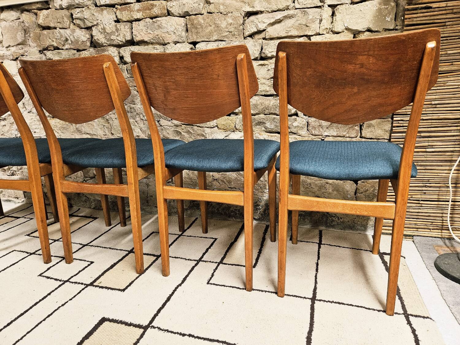5 Scandinavian chairs