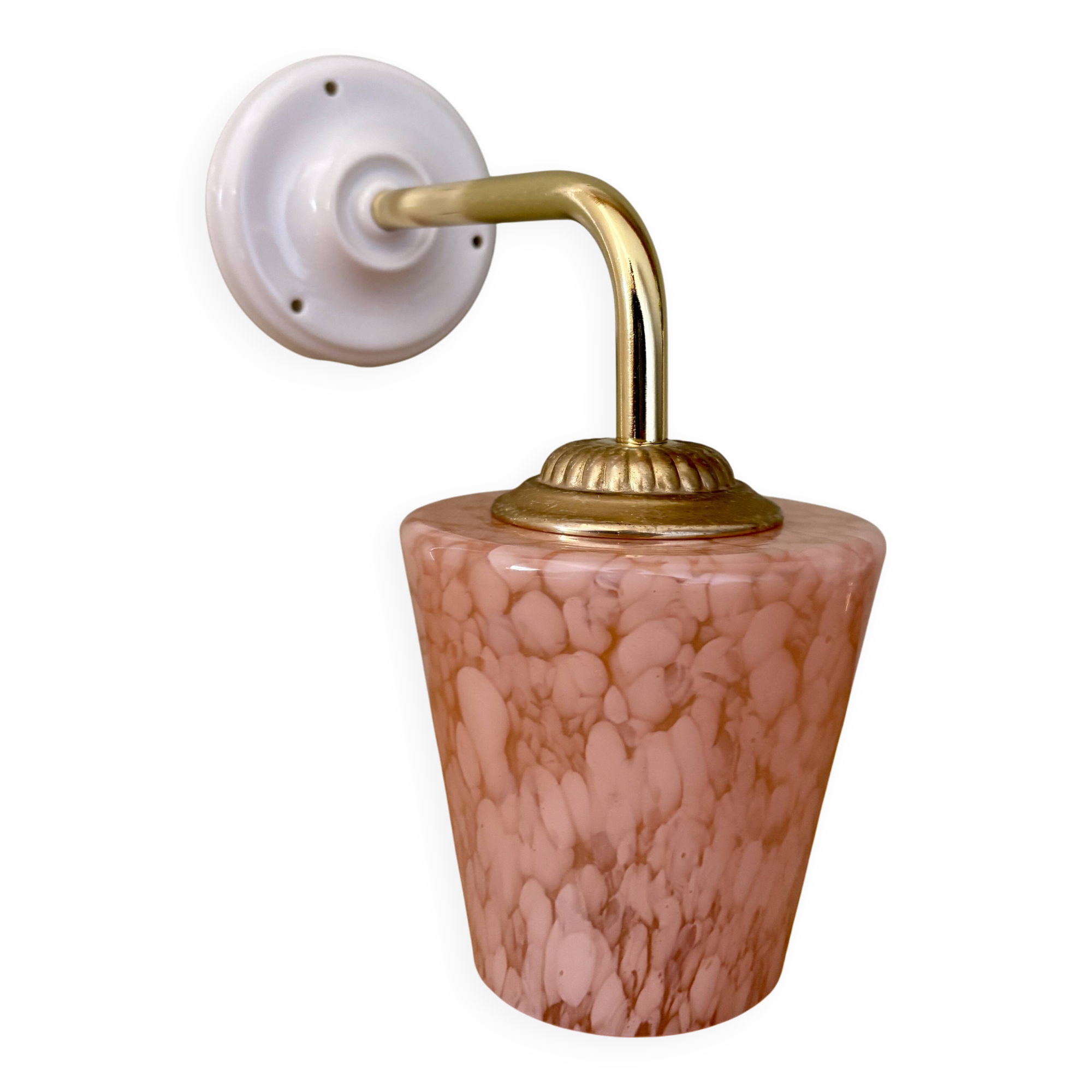 Vintage tulip wall lamp in pink Clichy glass