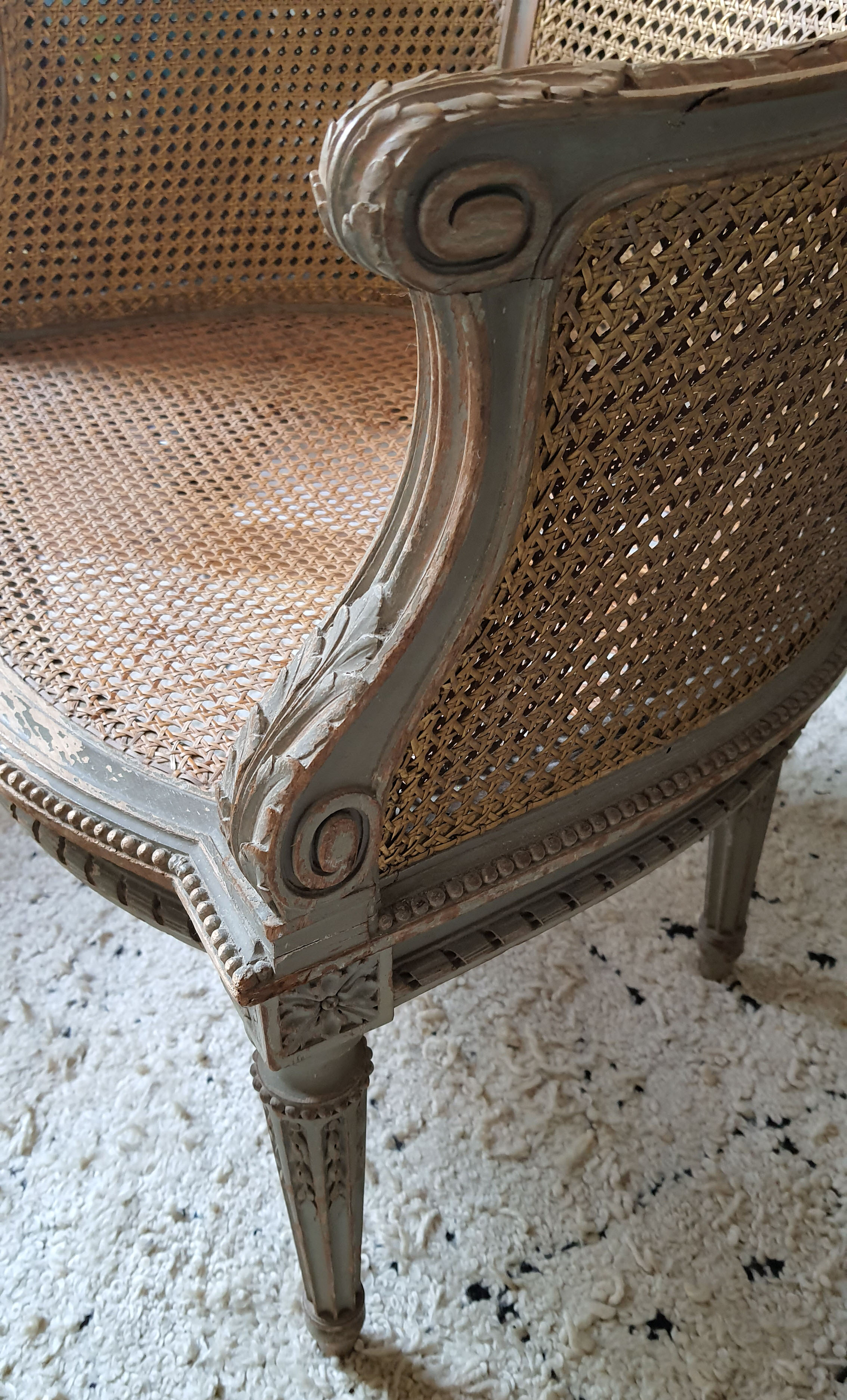 Bergere Louis XVI in wood and double canning