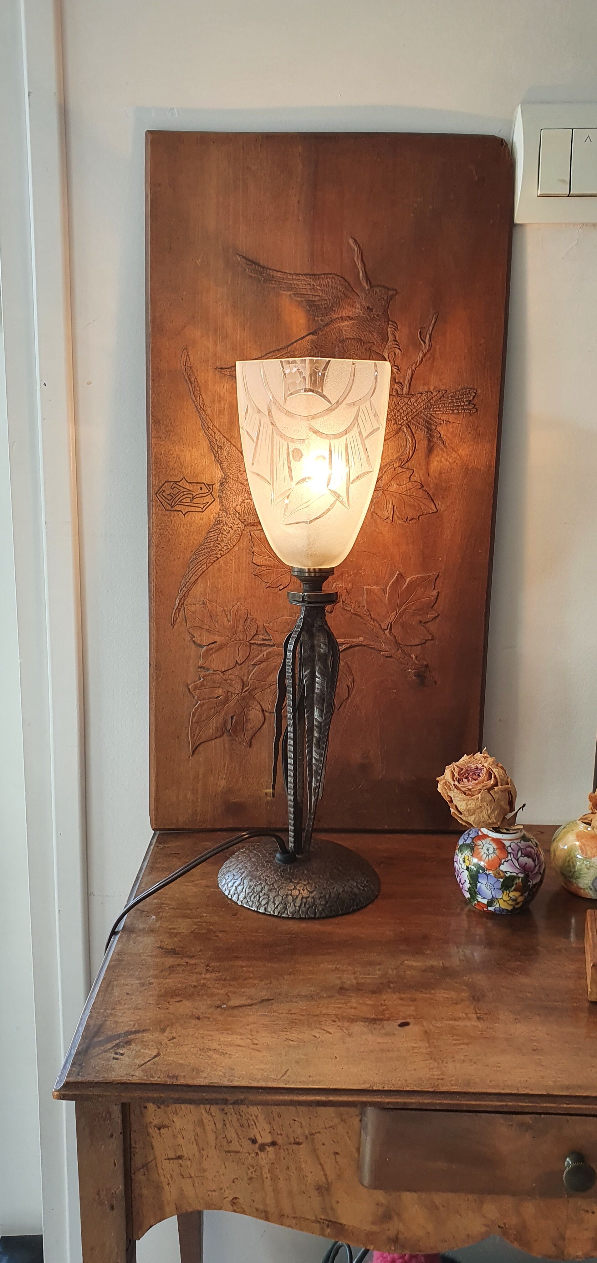 Art deco table lamp