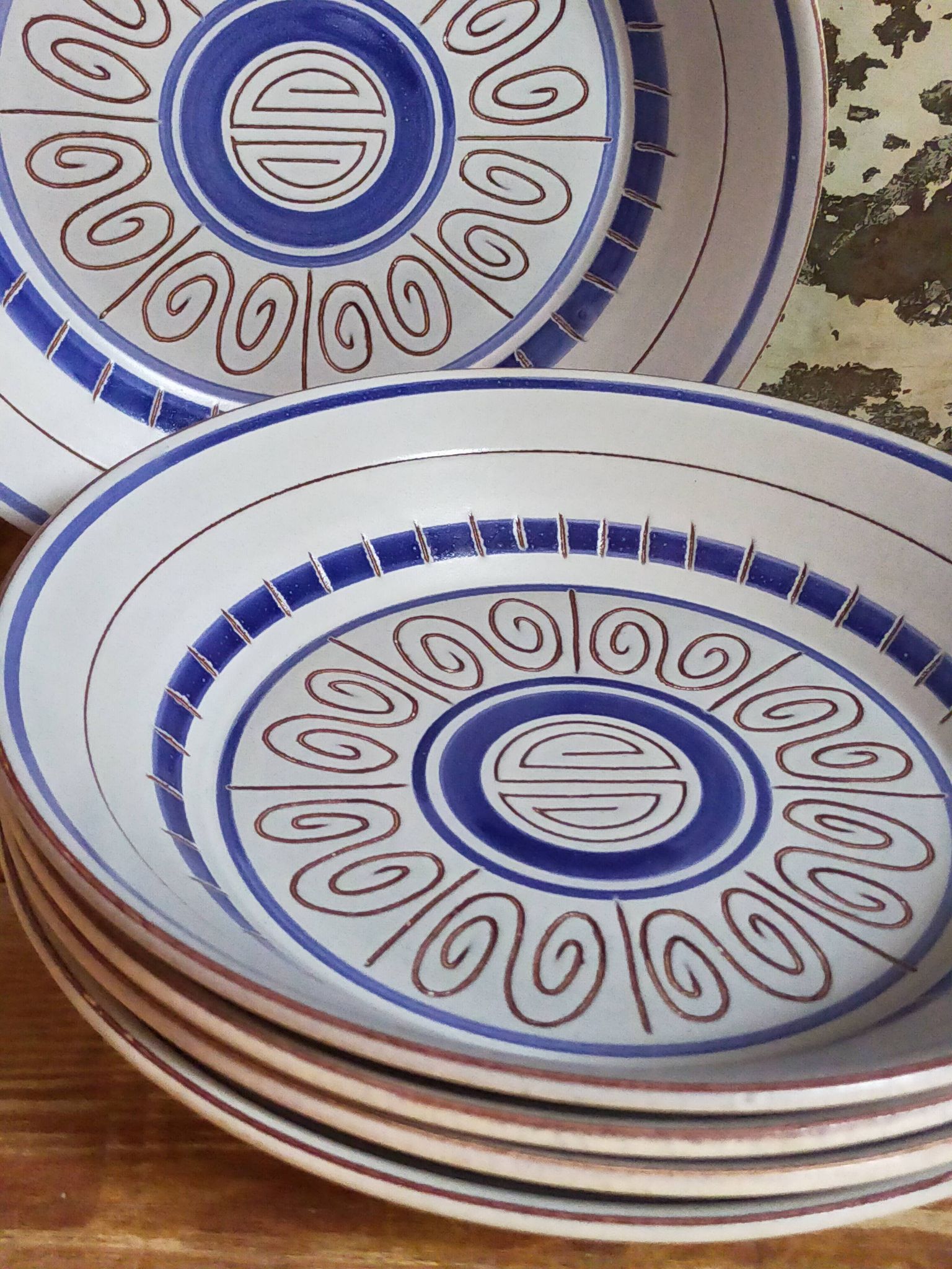 Cinq assiettes creuses céramiques M.B.F.A  PORNIC vintages service Daphné