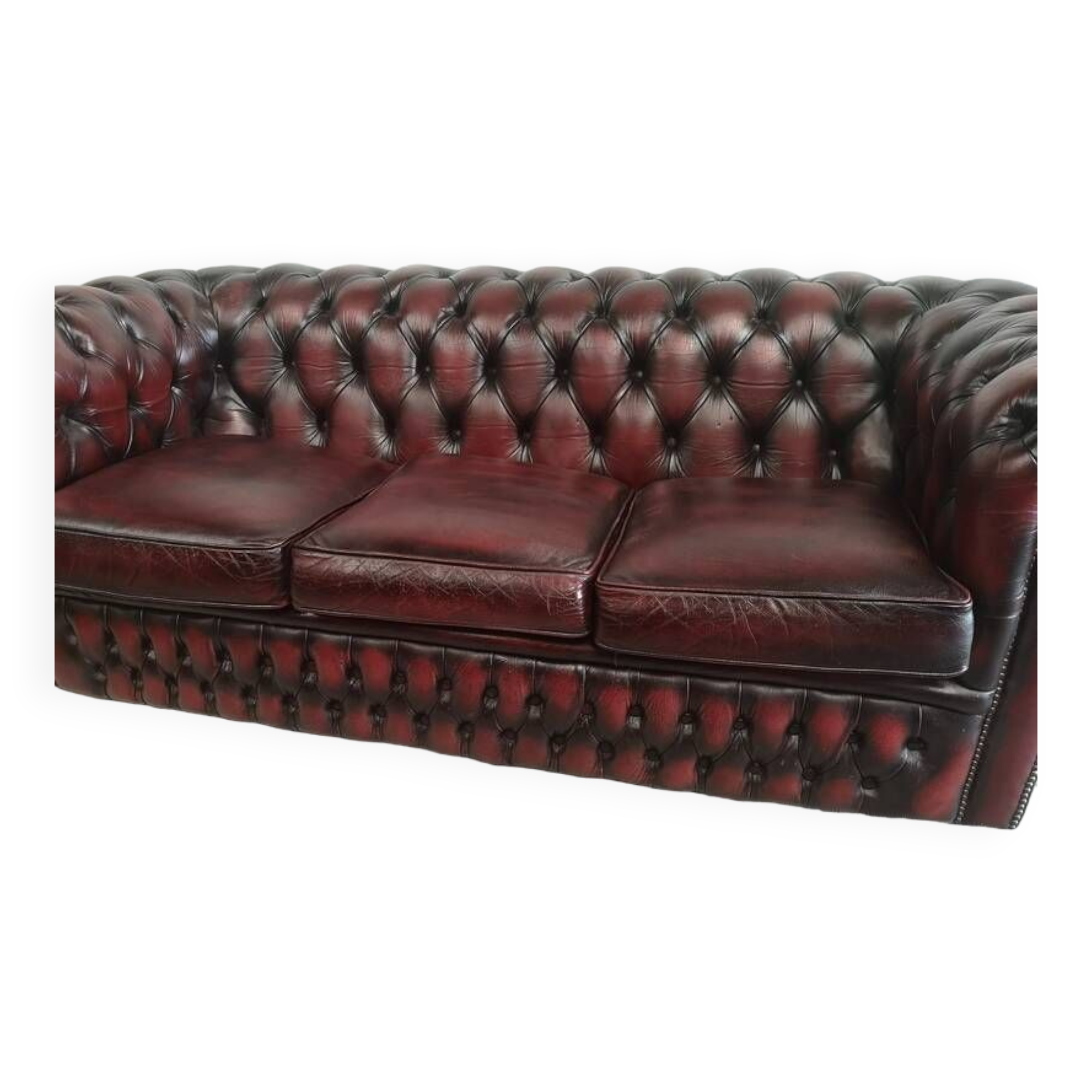Three-seater chesterfield burgundy leather sofa