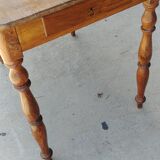 Farm table