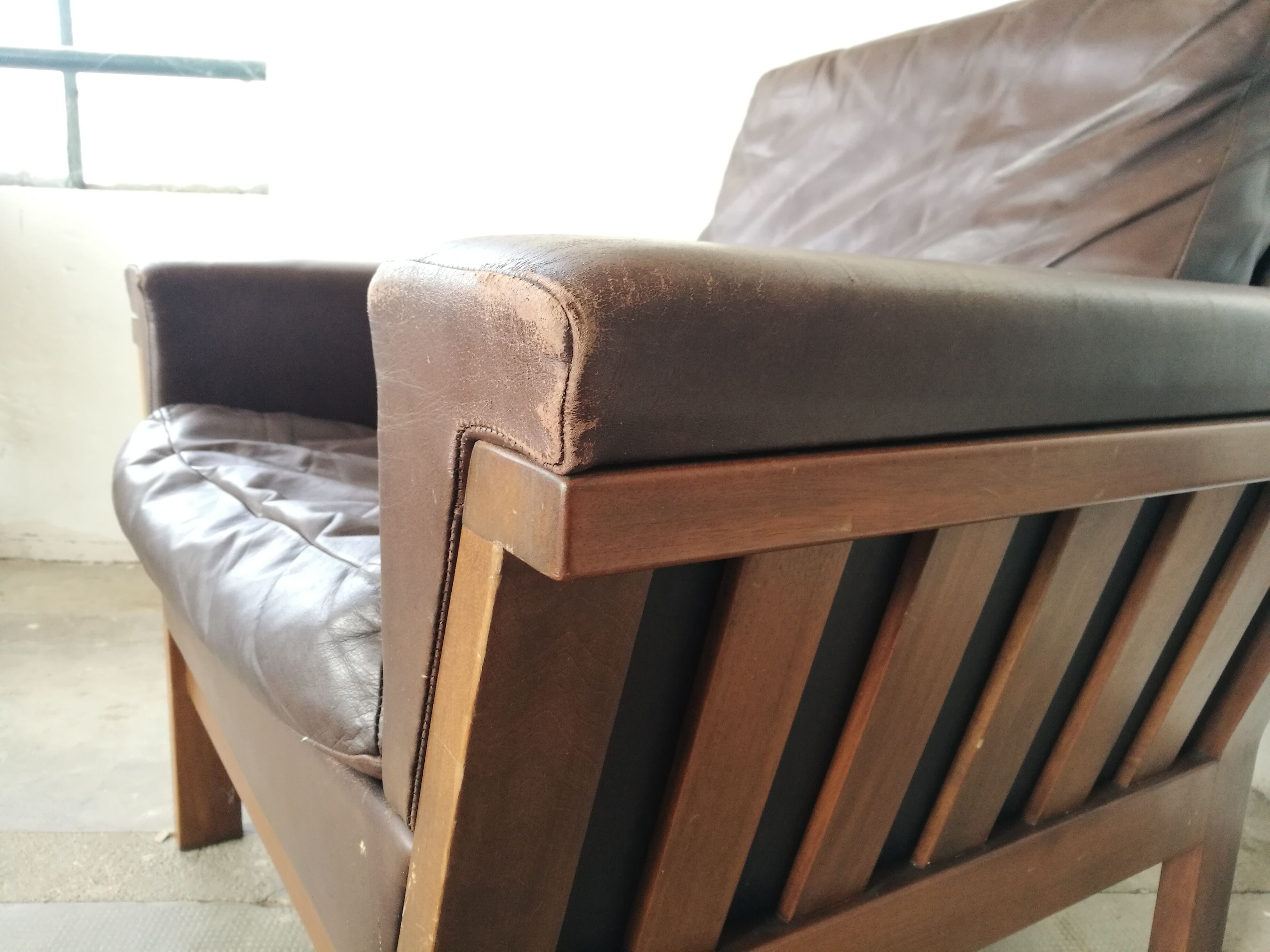 Leather armchair design 1980