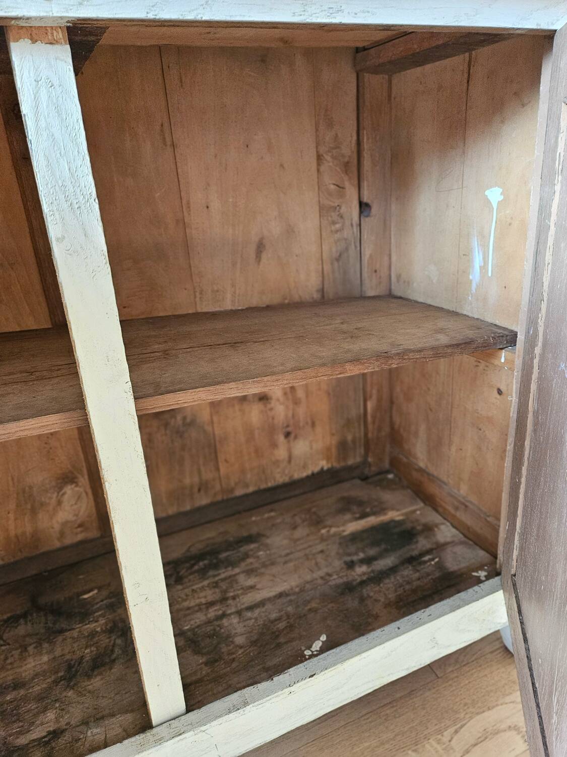 Grand Parisian peasant buffet