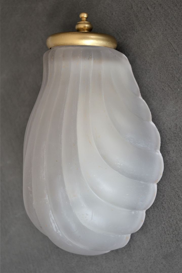 Vintage glass shell wall lamp