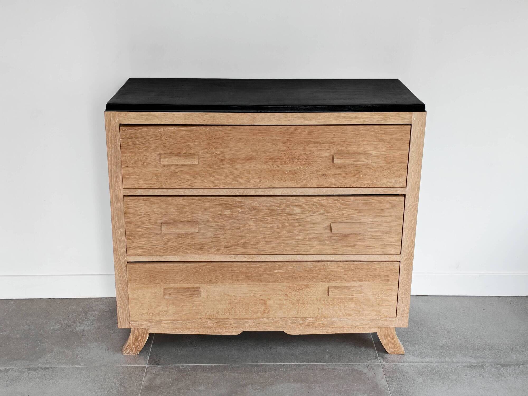 Commode 1950 - 1960 solid oak front