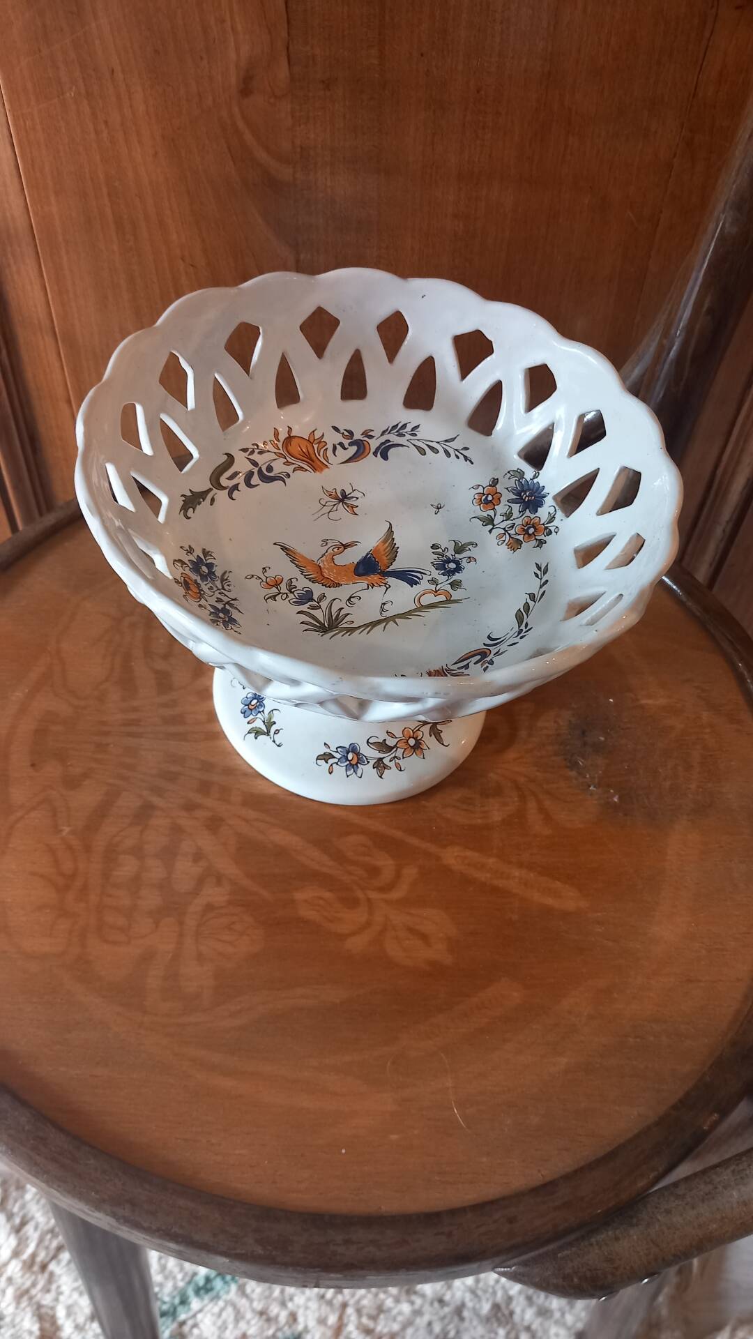 Fruit bowl faience Moustiers decoration