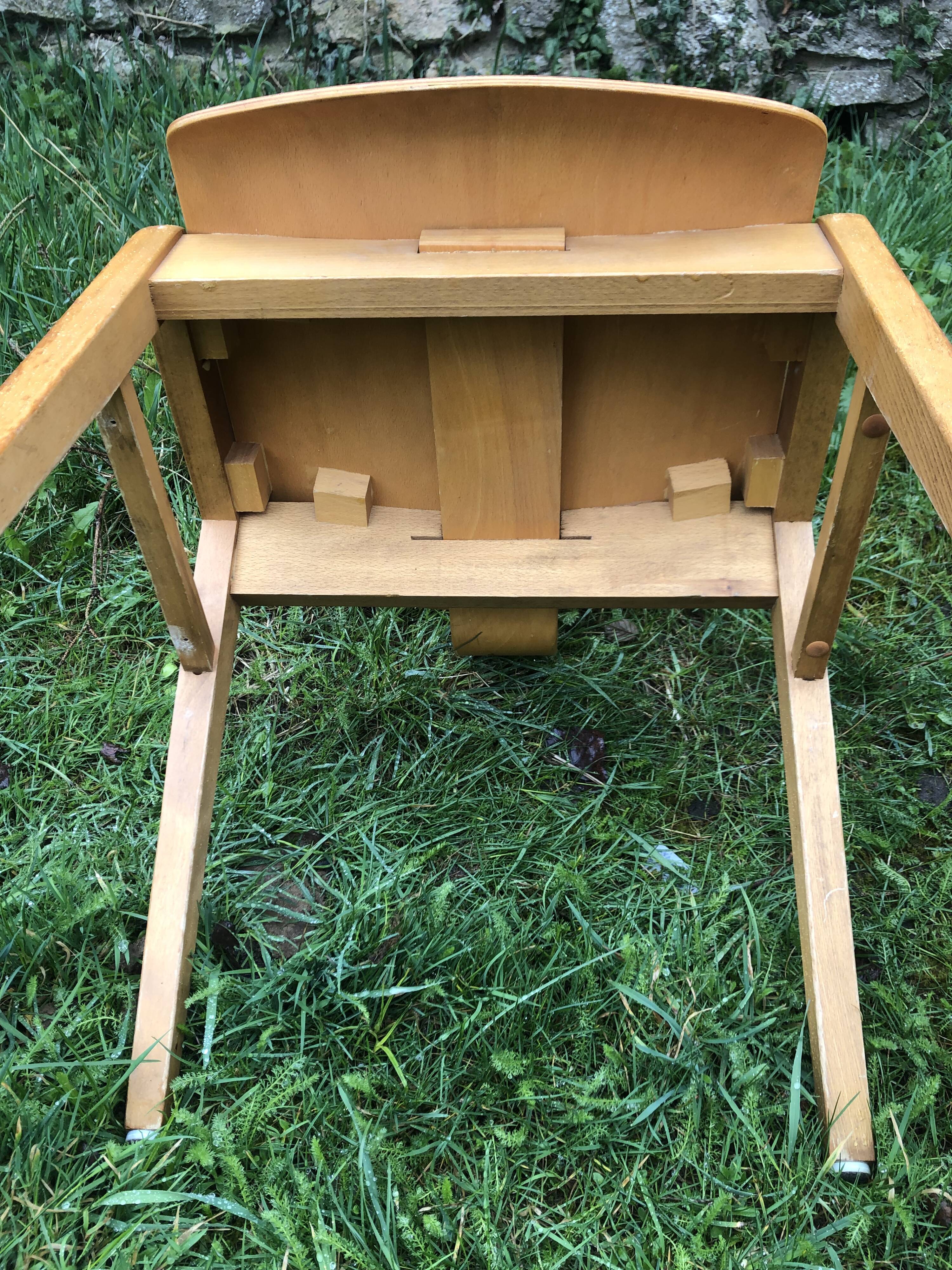 Dining chairs in vintage beech 60s