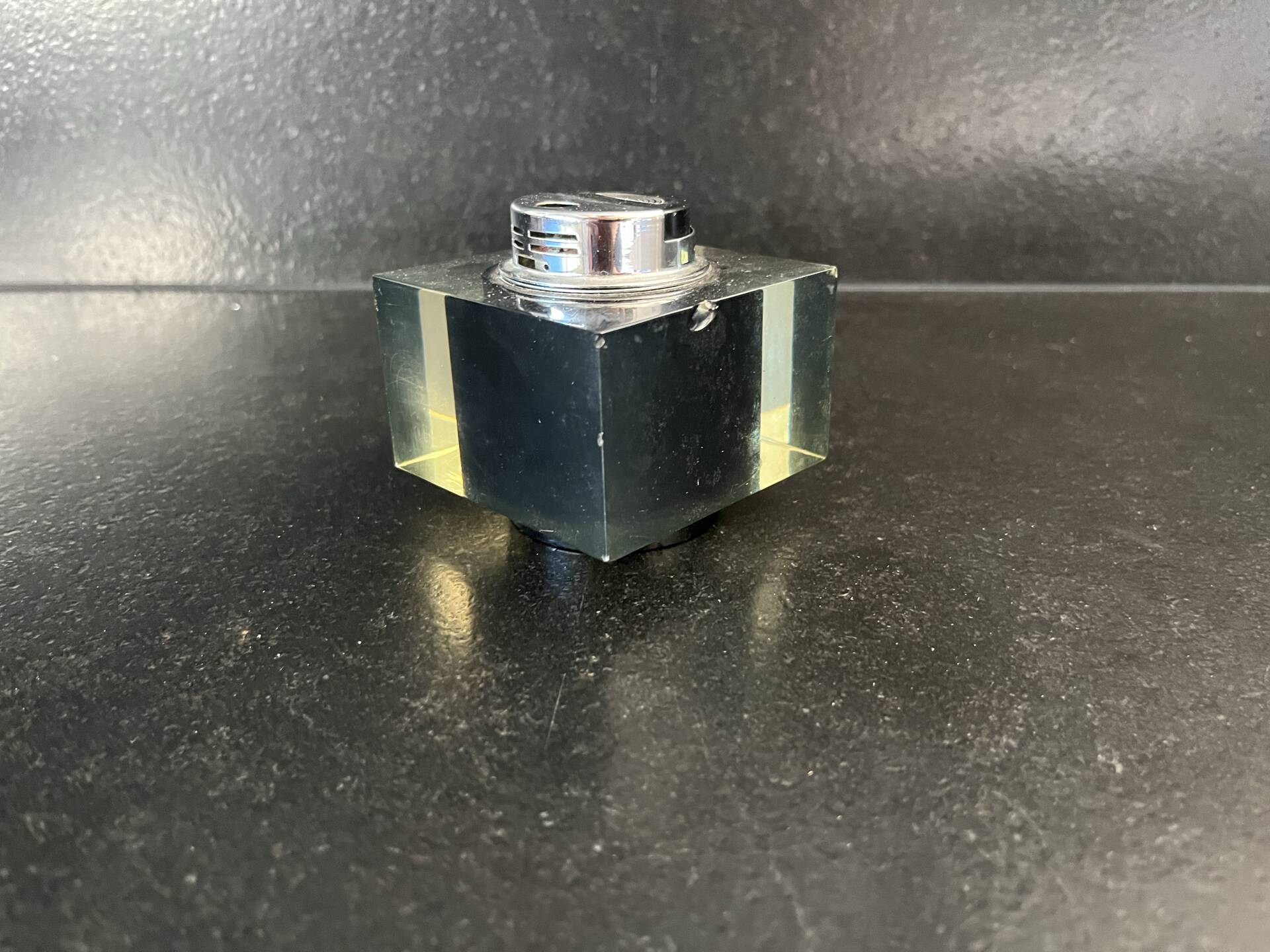 Sarome Japan table lighter
