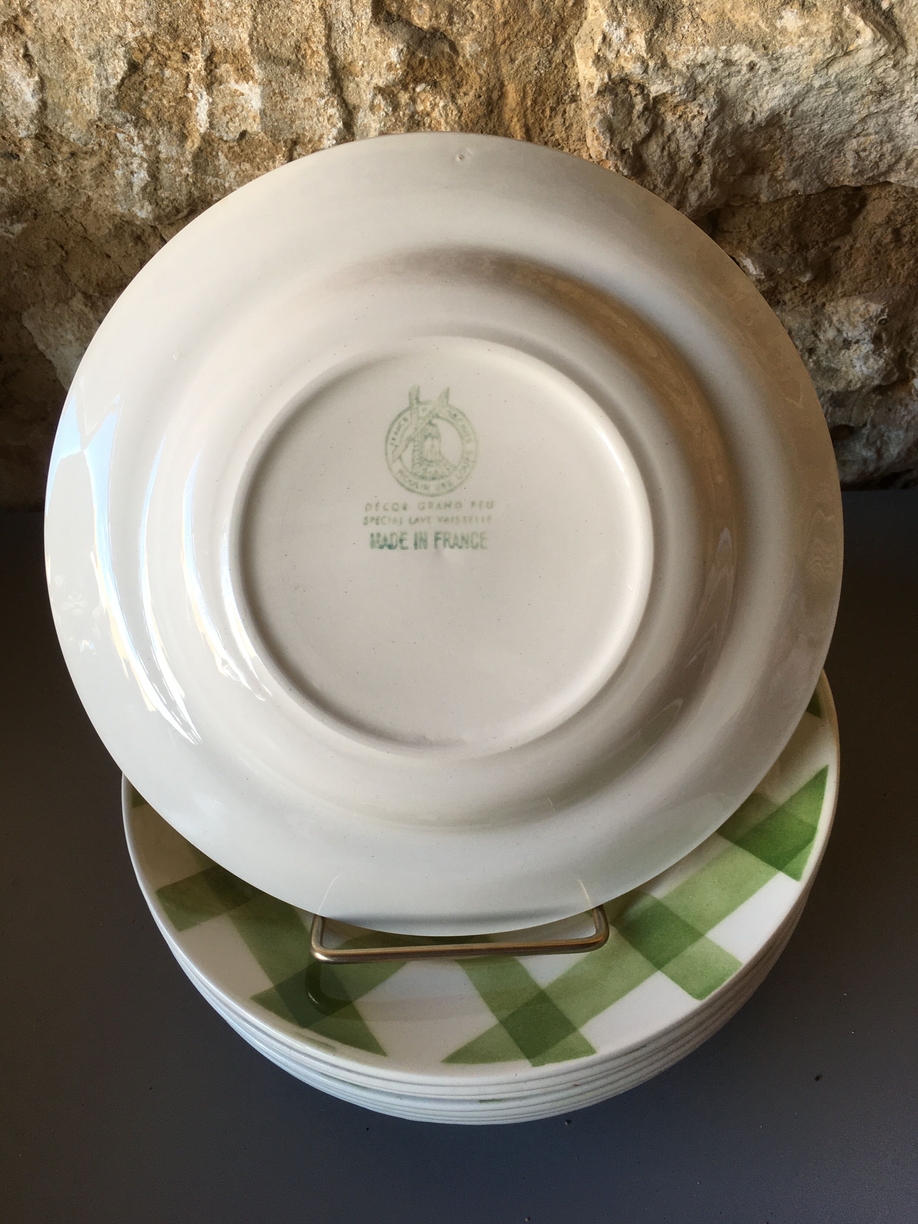 8 hollow plates earthenware mill of the orchies wolves