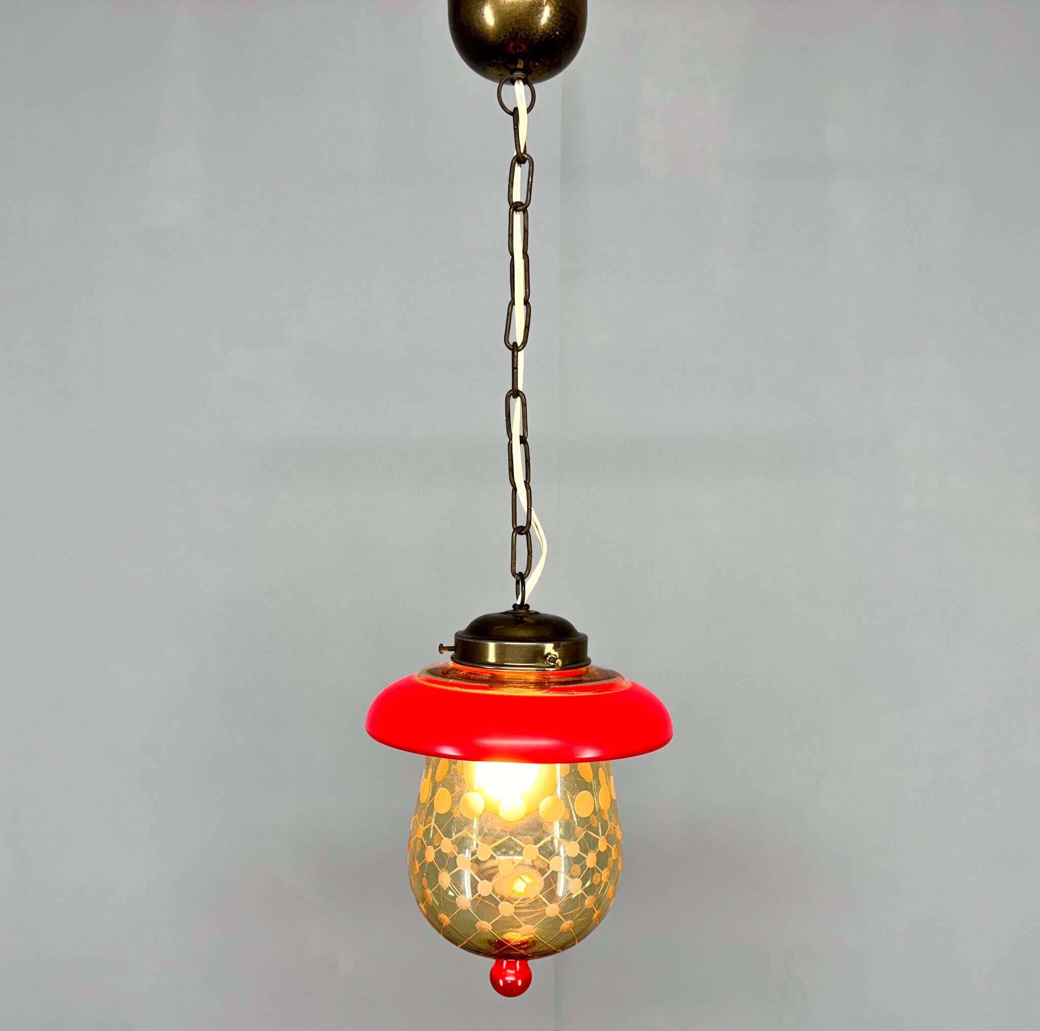 Suspension champignon en verre taillé et laiton des années 1950, Allemagne