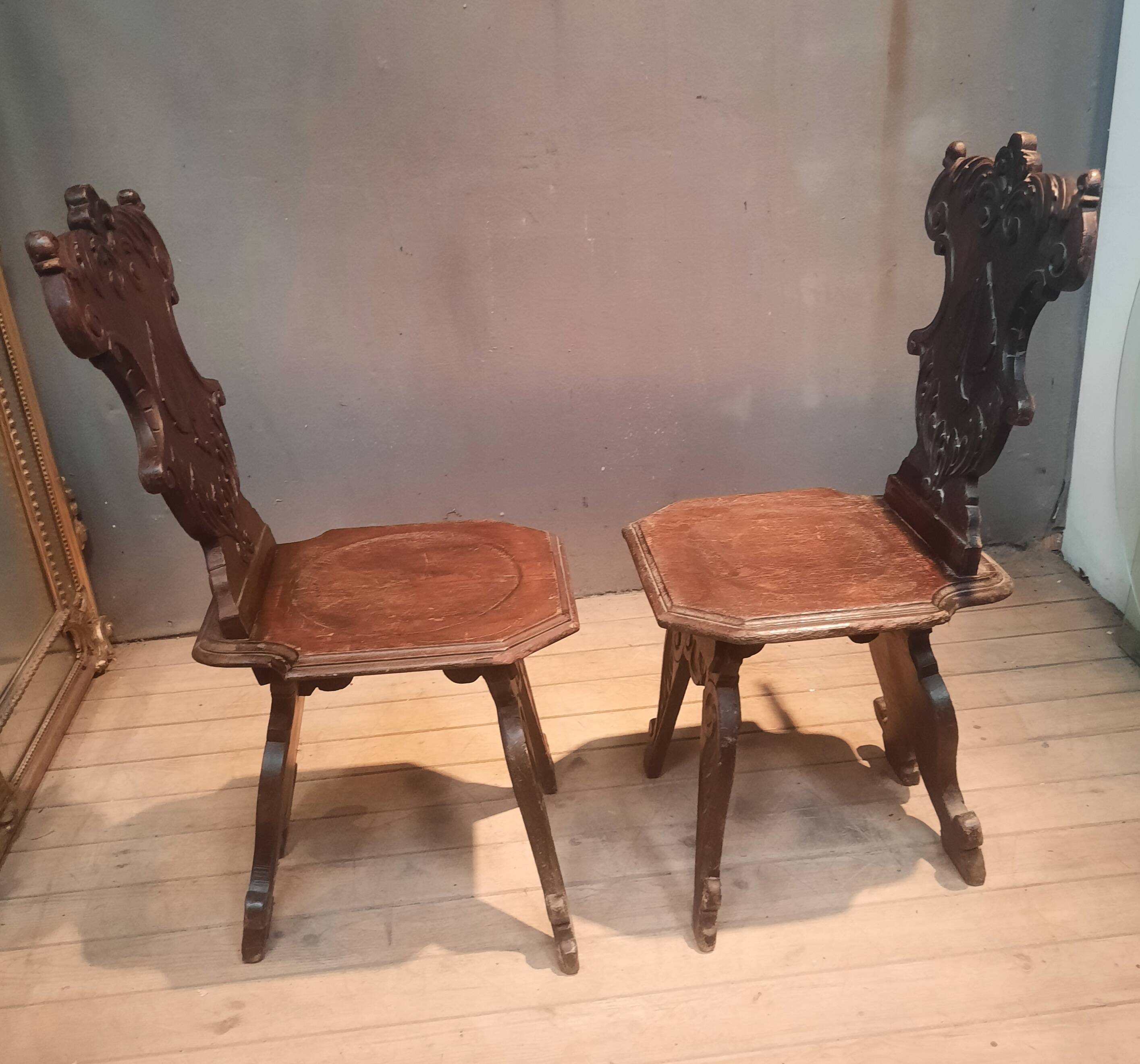 Pair of stool chairs