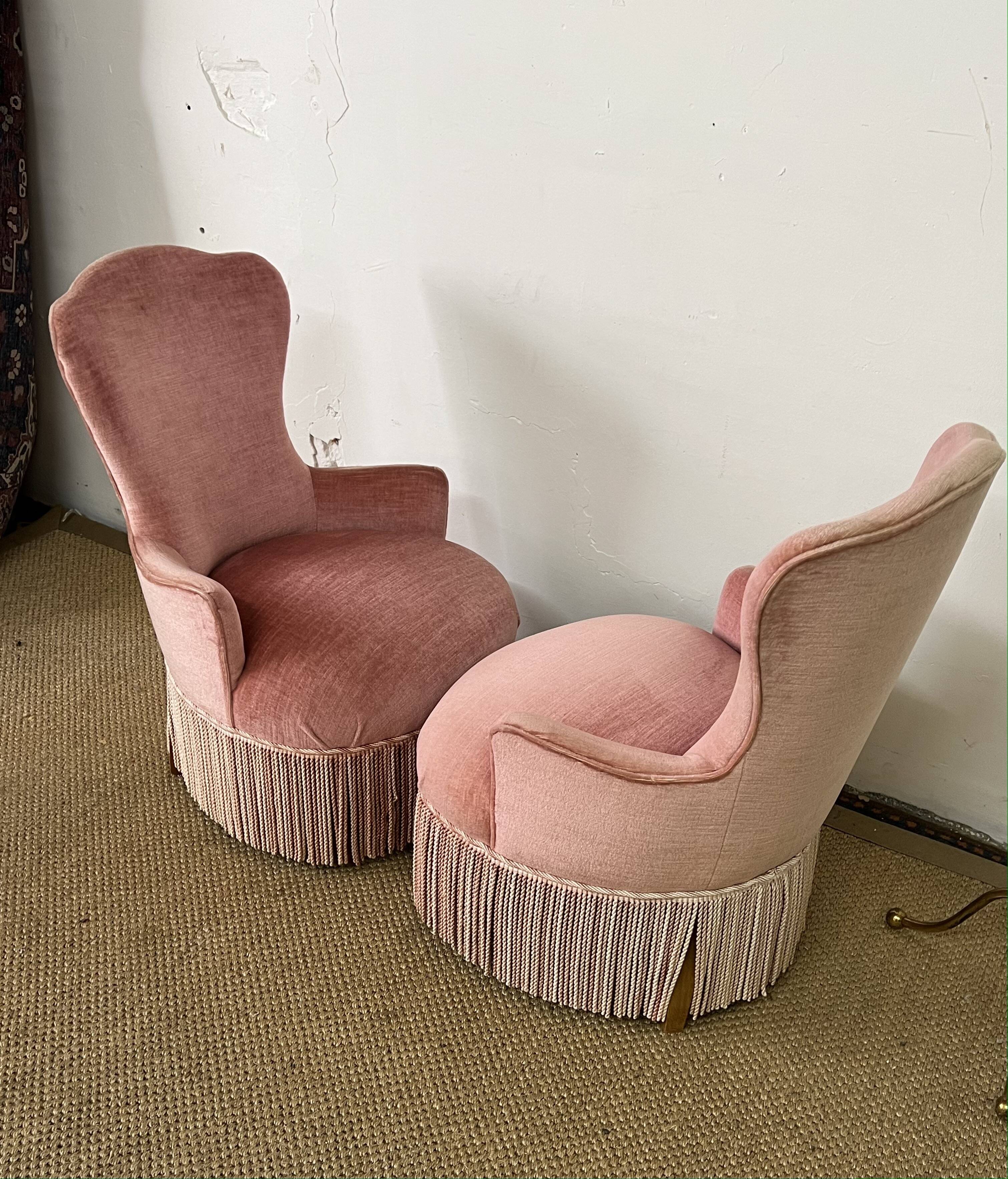 Paire de fauteuils crapaud rose poudré