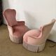 Paire de fauteuils crapaud rose poudré